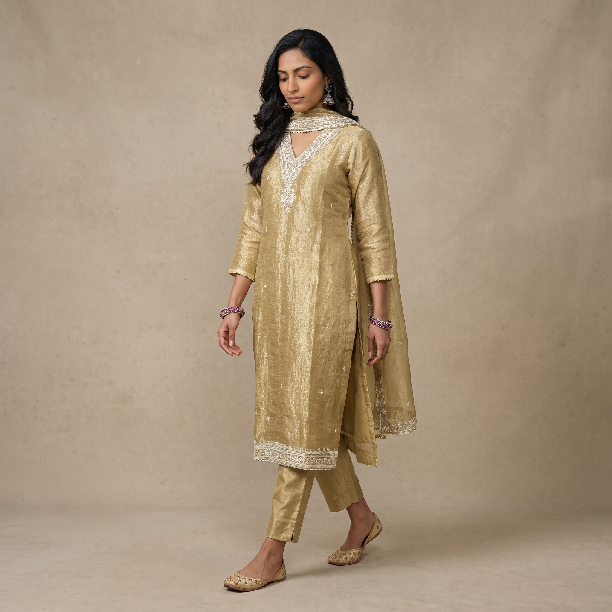 FMHFF-51667-Golden  -1-NA-FM