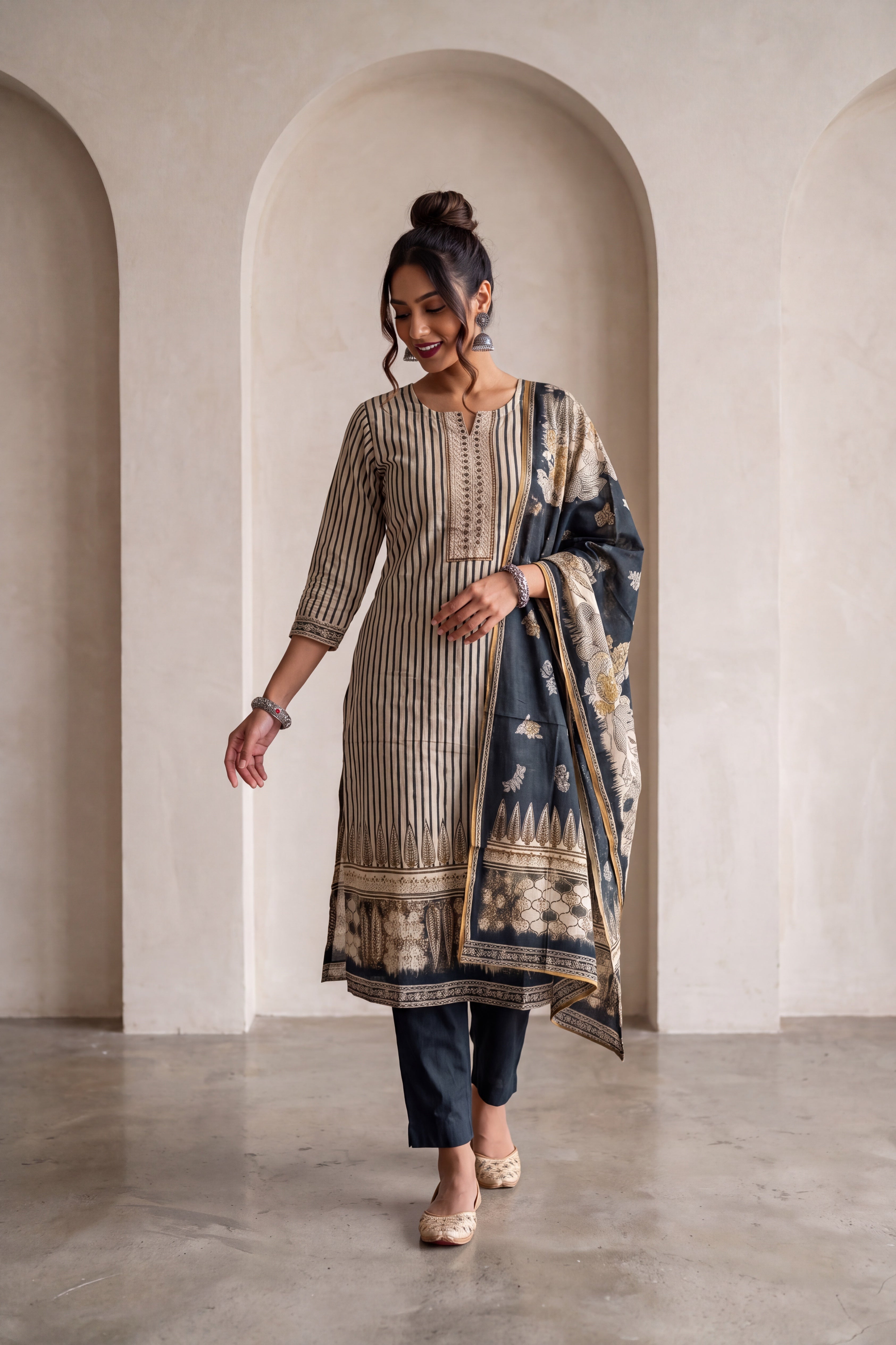 MT-0724B-BLACK   -NA-NA-SDM