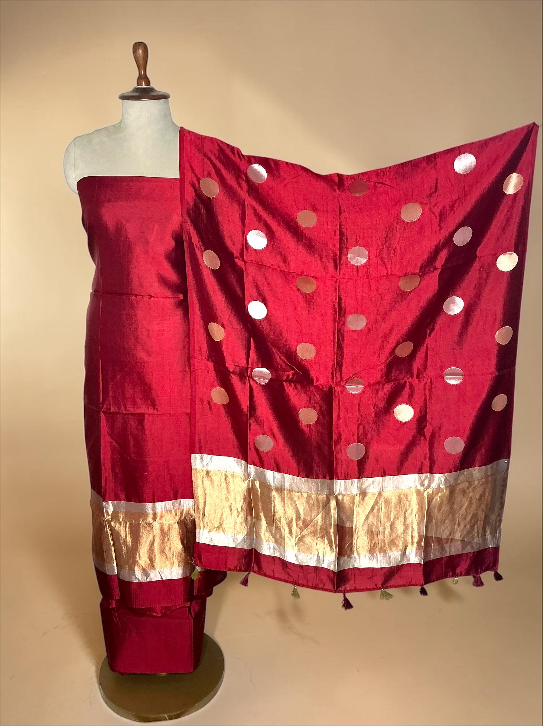 1042/096-MAROON -1-NA-STC