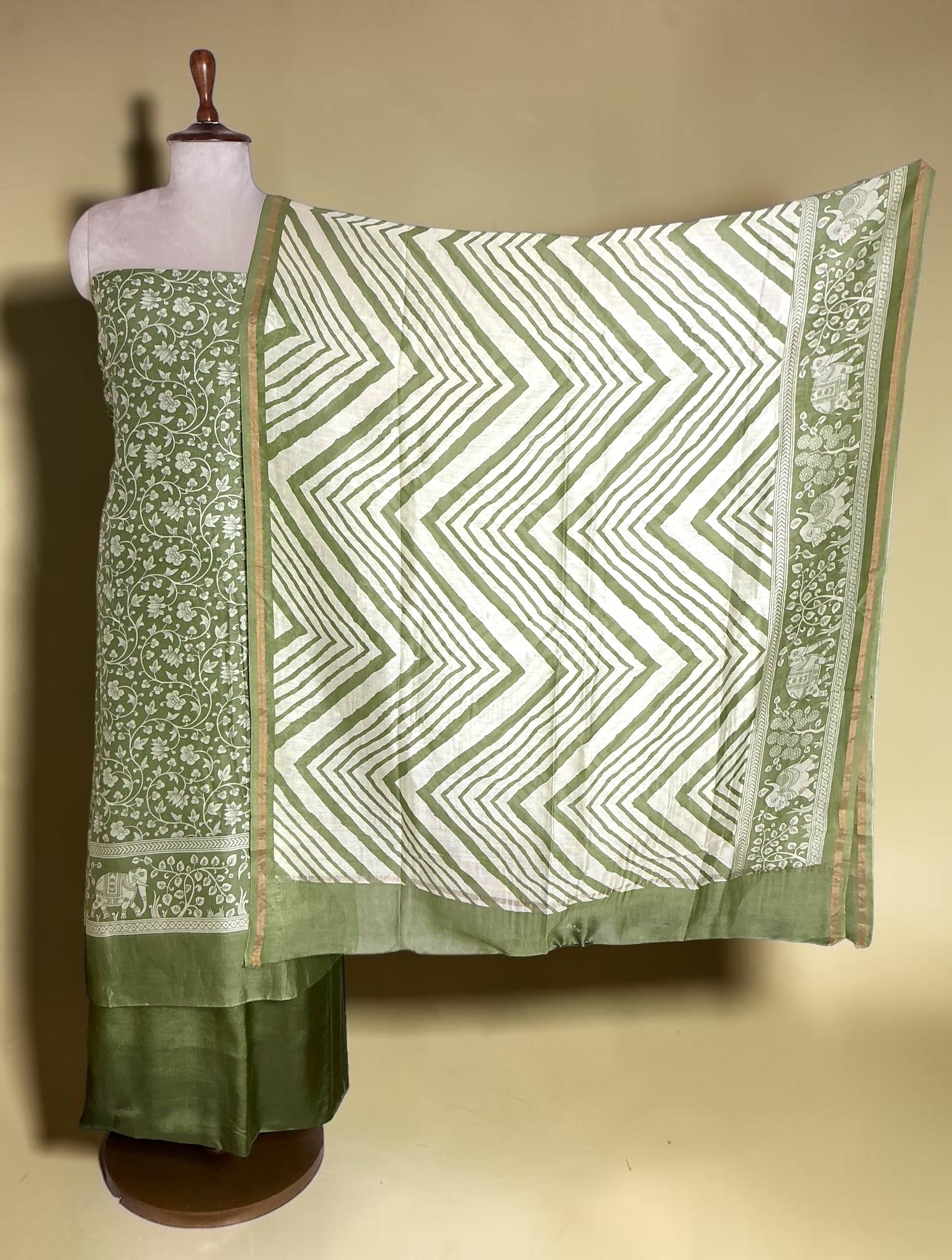 S151445MH56-Mehendi1-1-NA-Hub