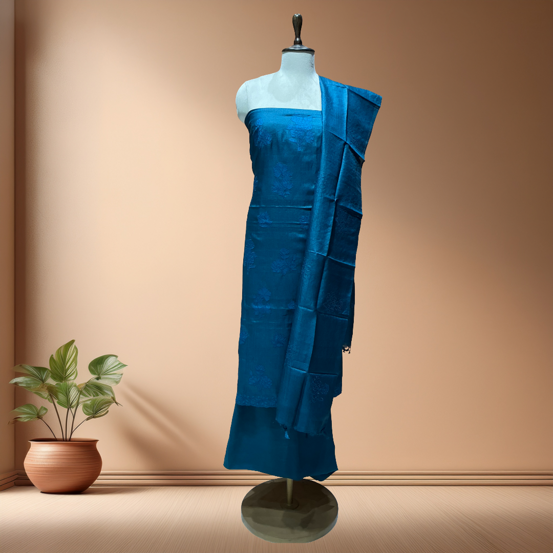 PURE DESI TUSSER SUIT WITH THREAD EMBROIDERY - Blue