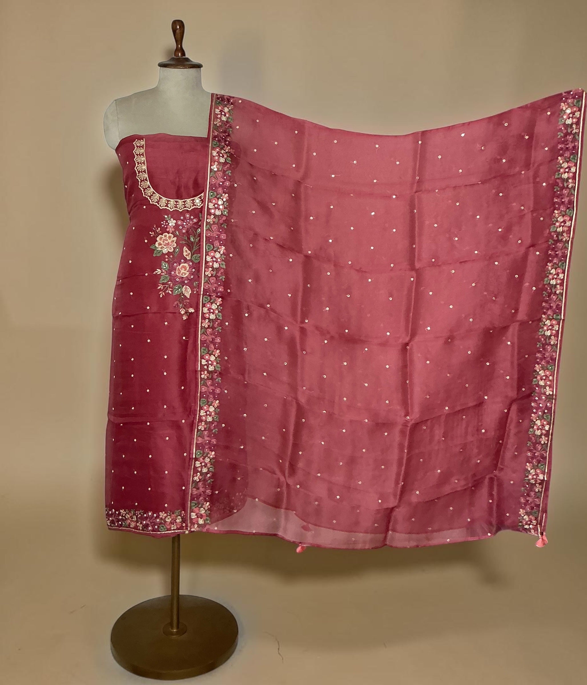 Un-Stich Suit - Gajari