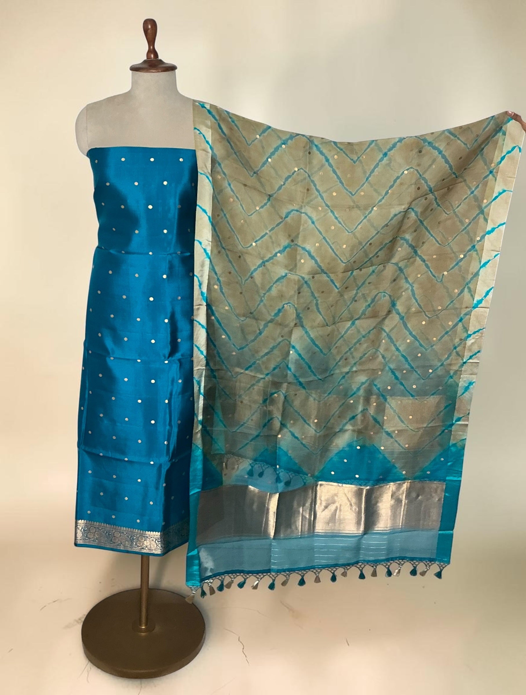Pure silk kashi weaves unstitched suit with tie-dye leheriya dupatta - FIROZI