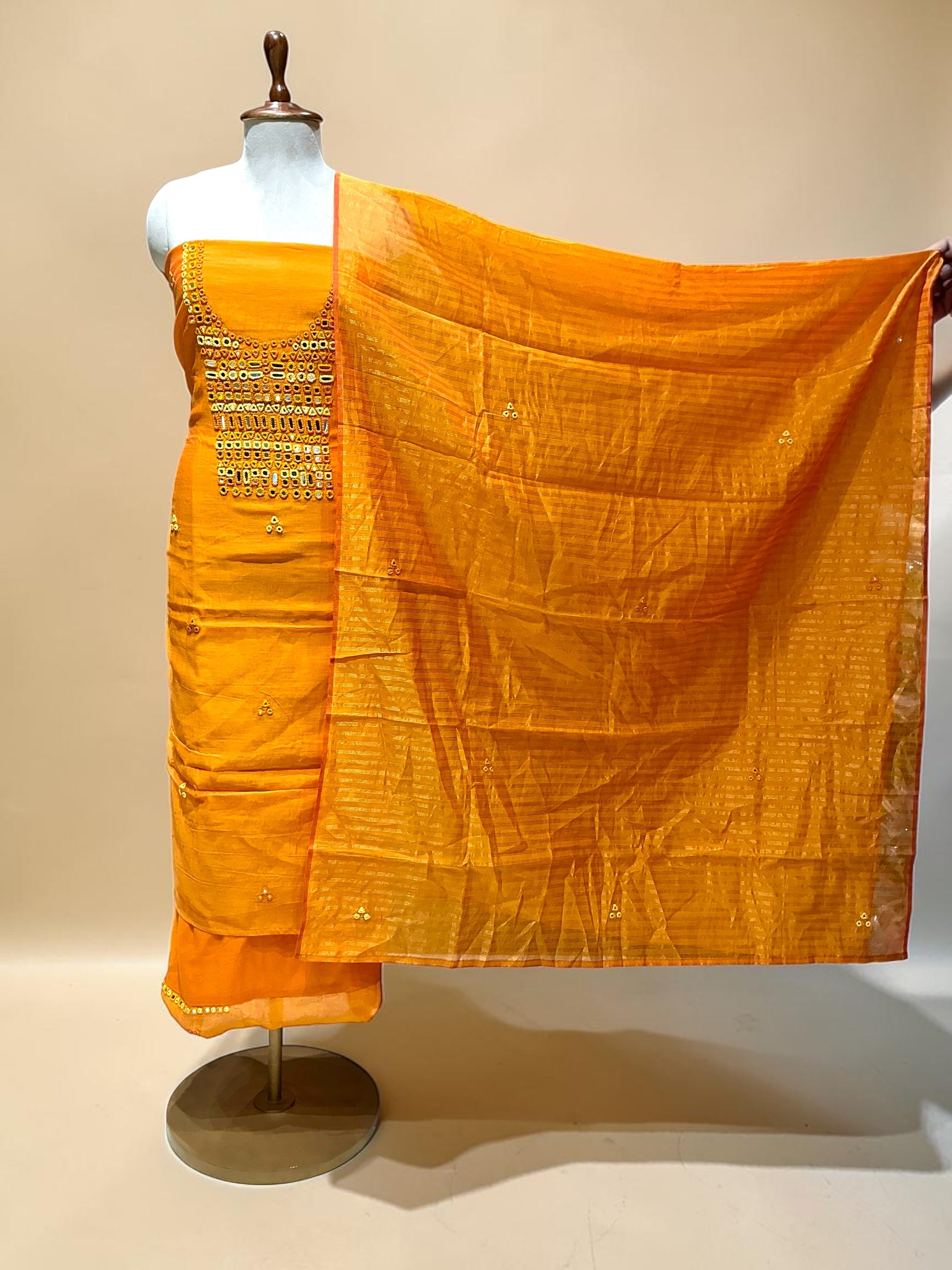 Unstitch Suit - Yellow1