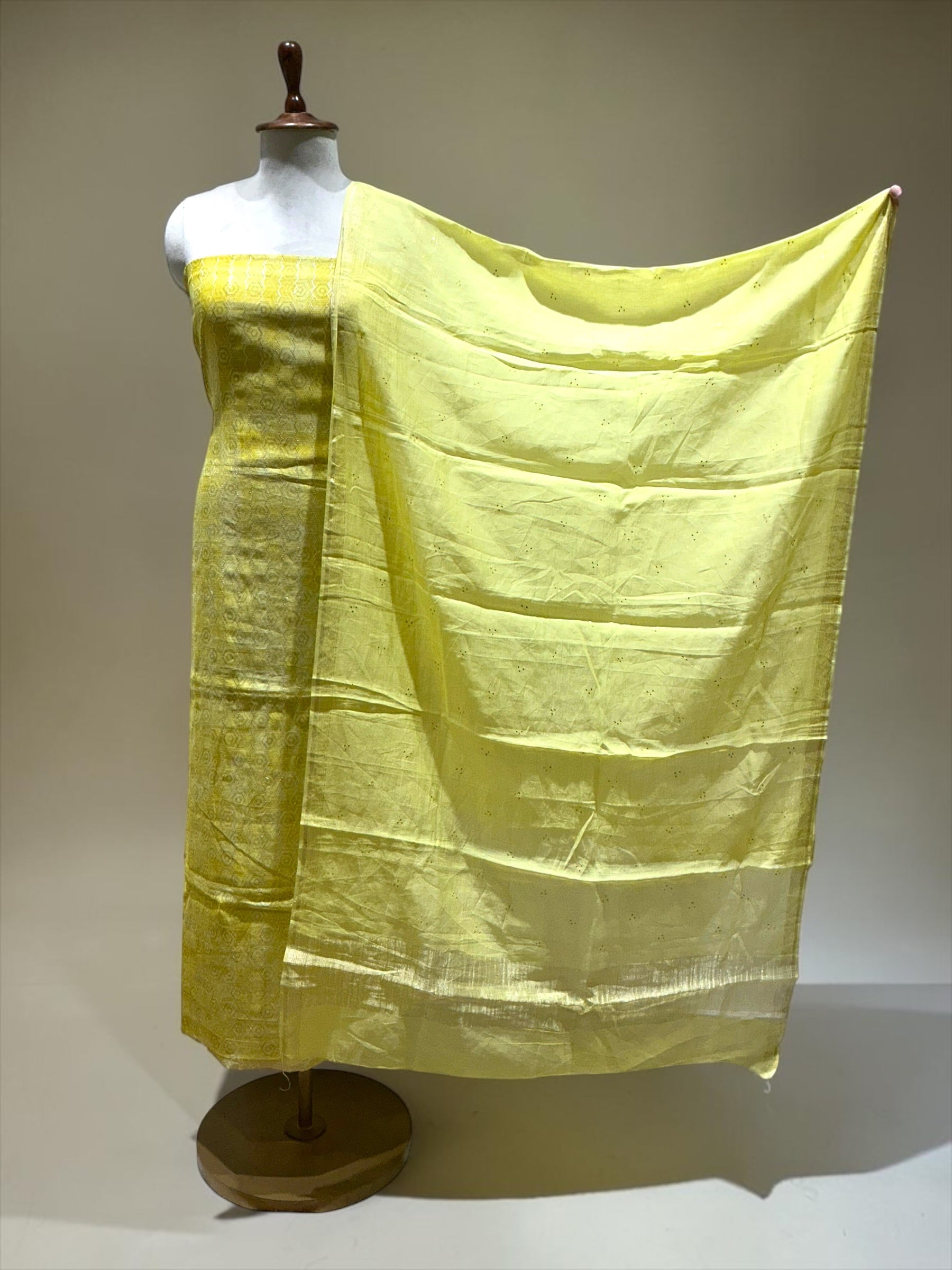 Un-Stich Suit - Yellow1