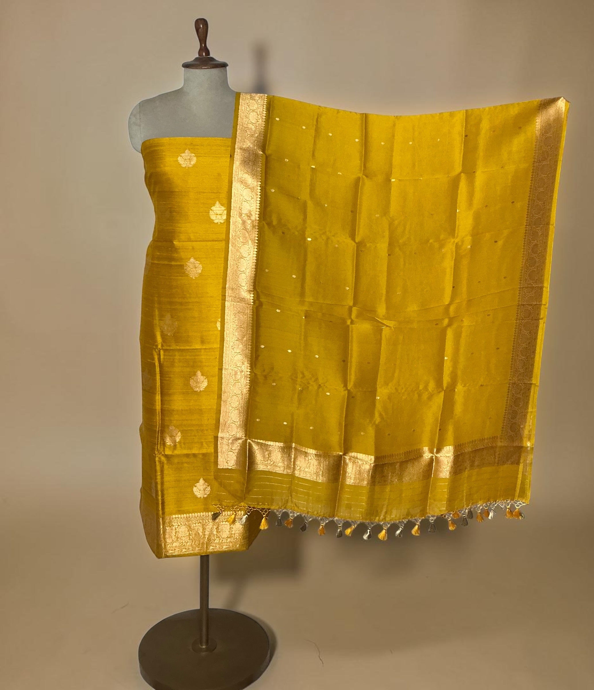 Un-Stich Suit - YELLOW