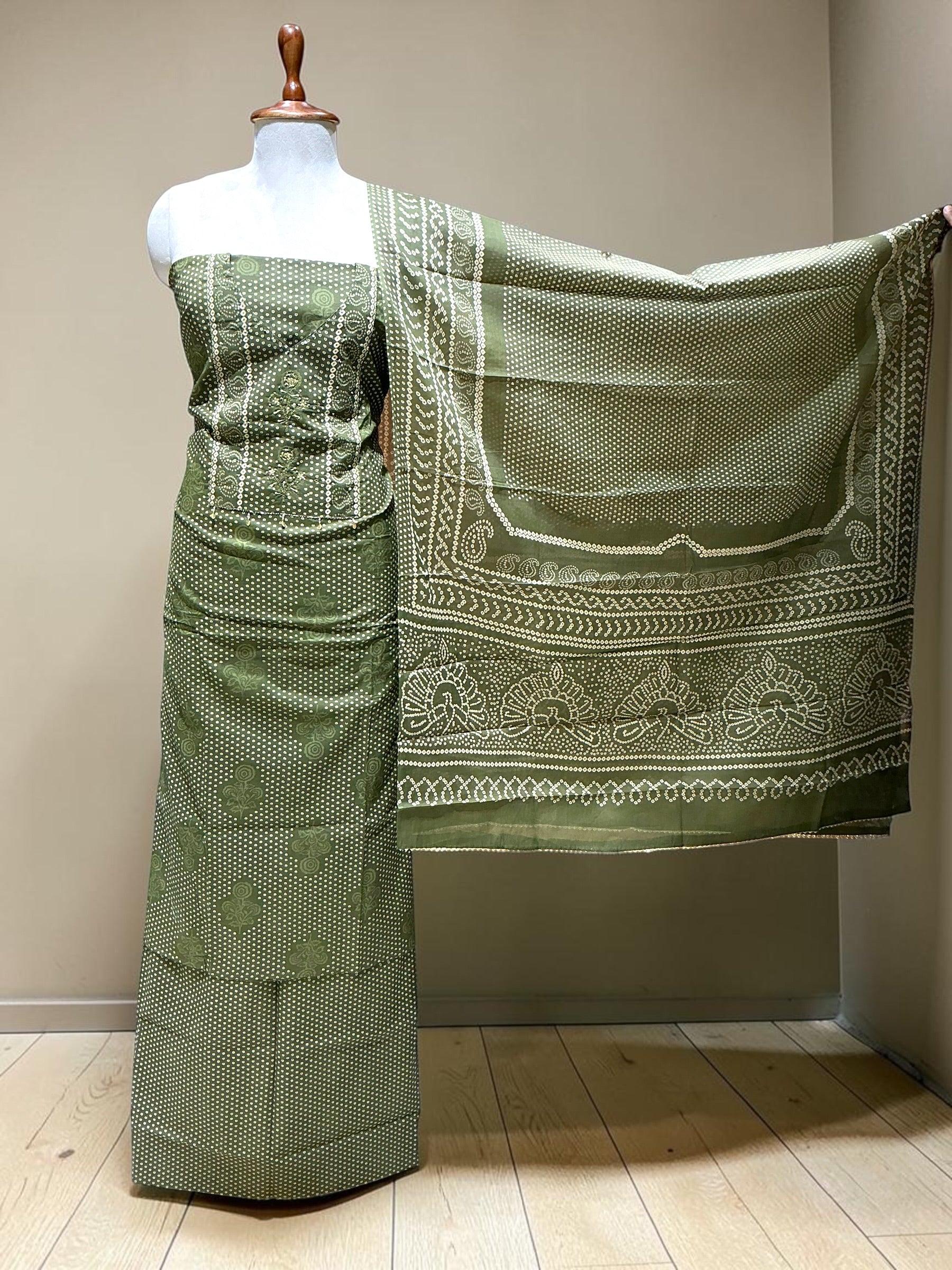 Unstitch Suit - Green1