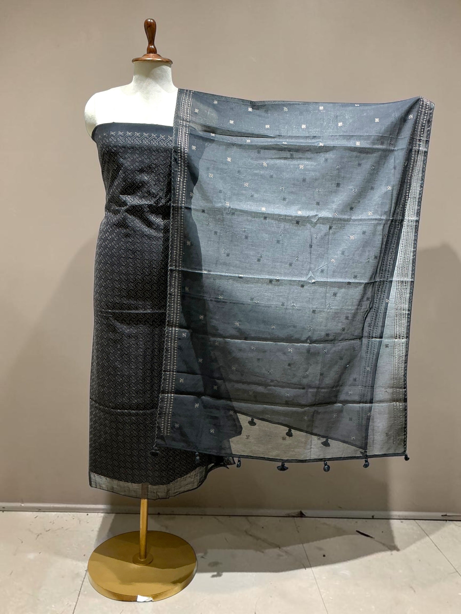 Un-Stich Suit - BLACK