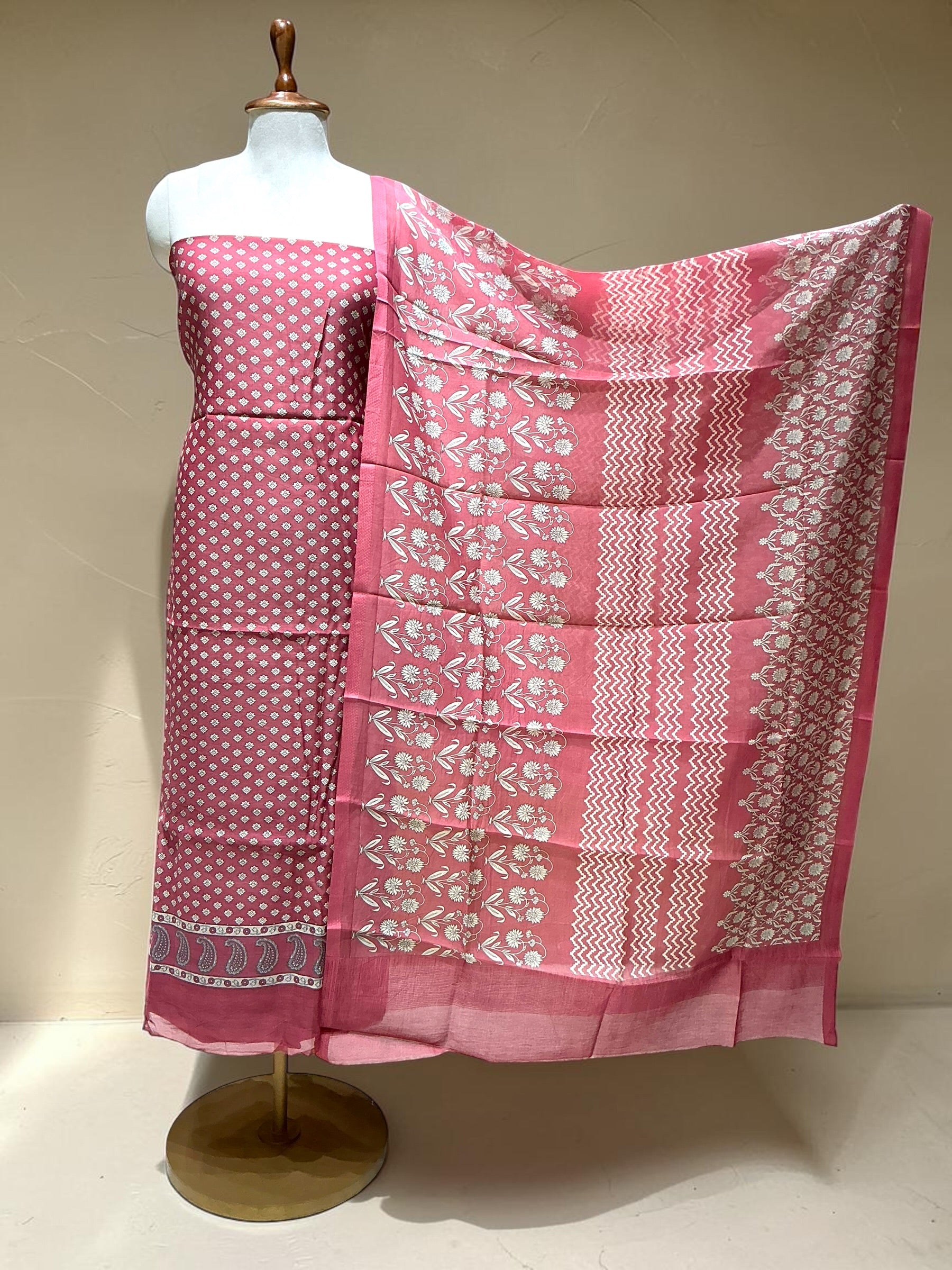 Un-Stich Suit - Onionpink