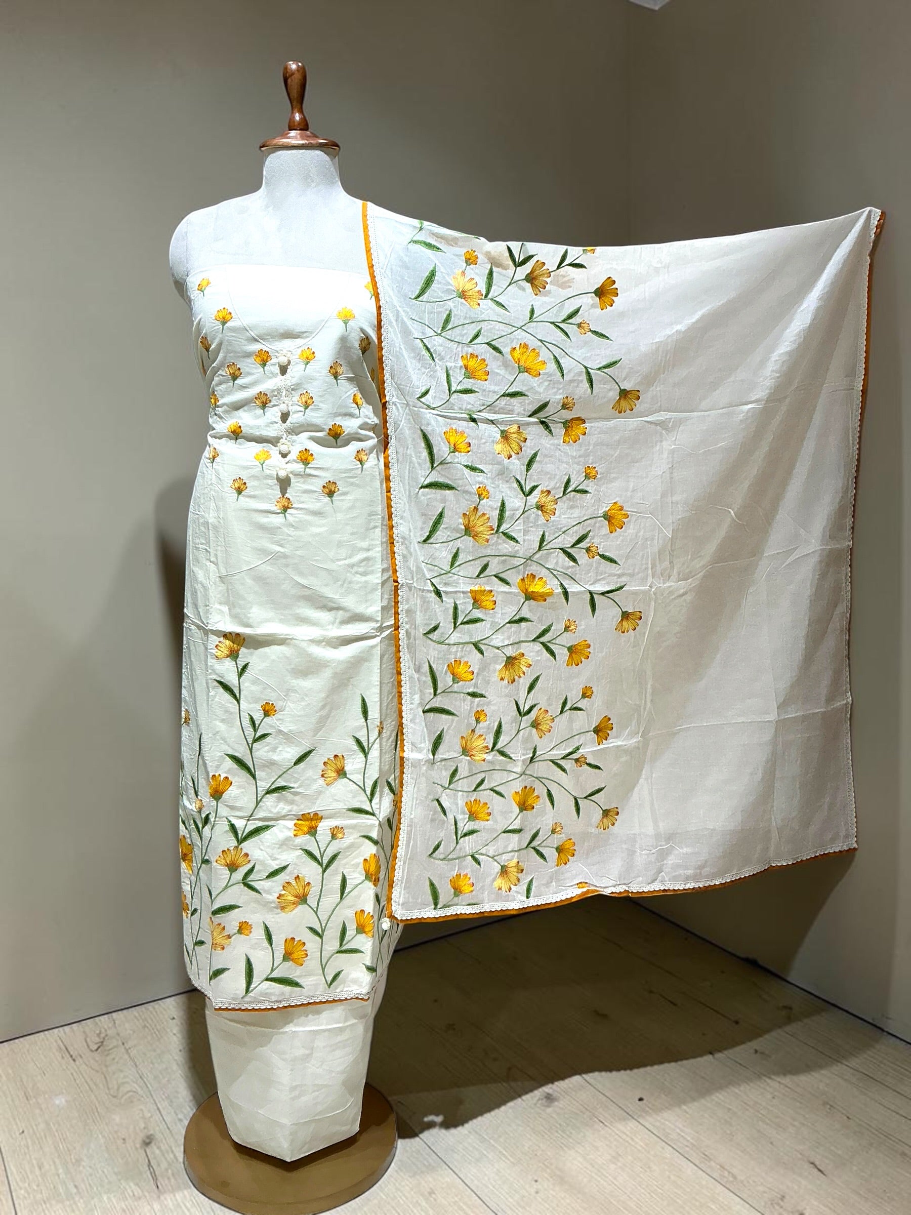 Unstitch Suit - BEIGE