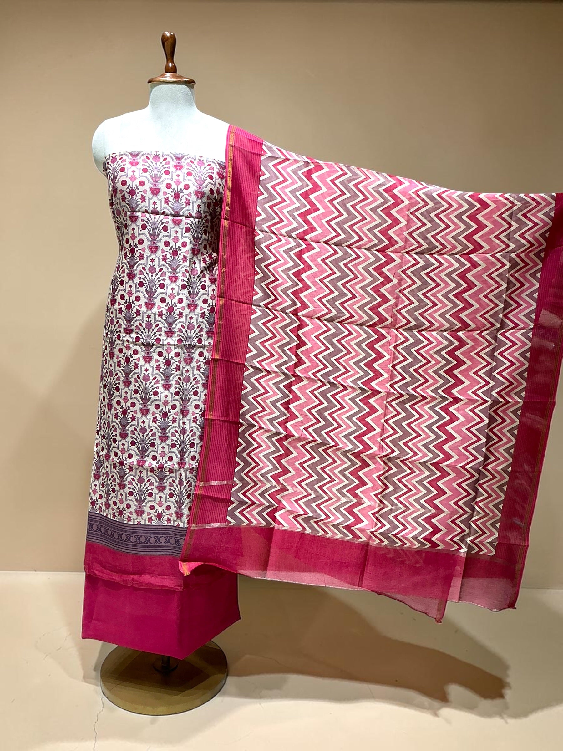 Un-Stich Suit - Magenta