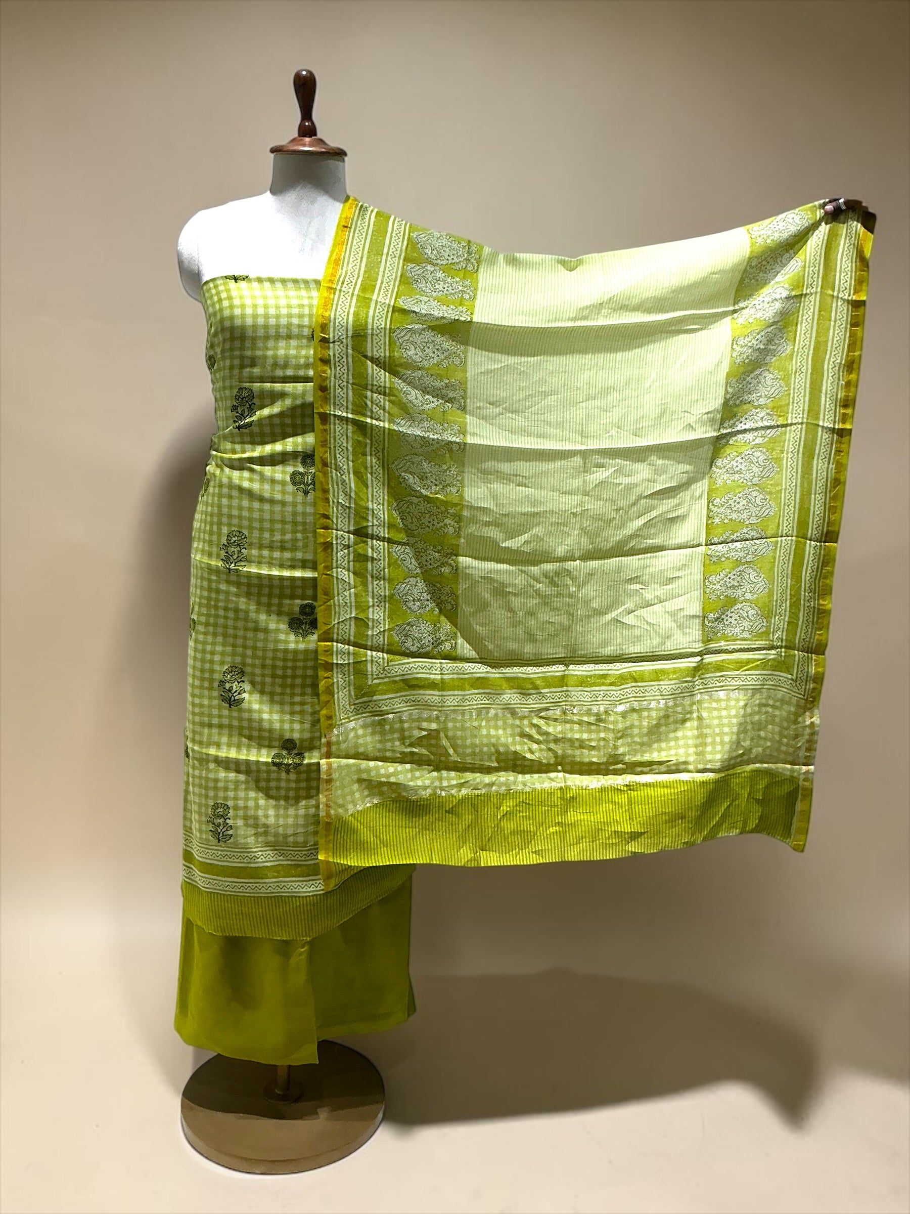 Unstitch Suit - PARROT