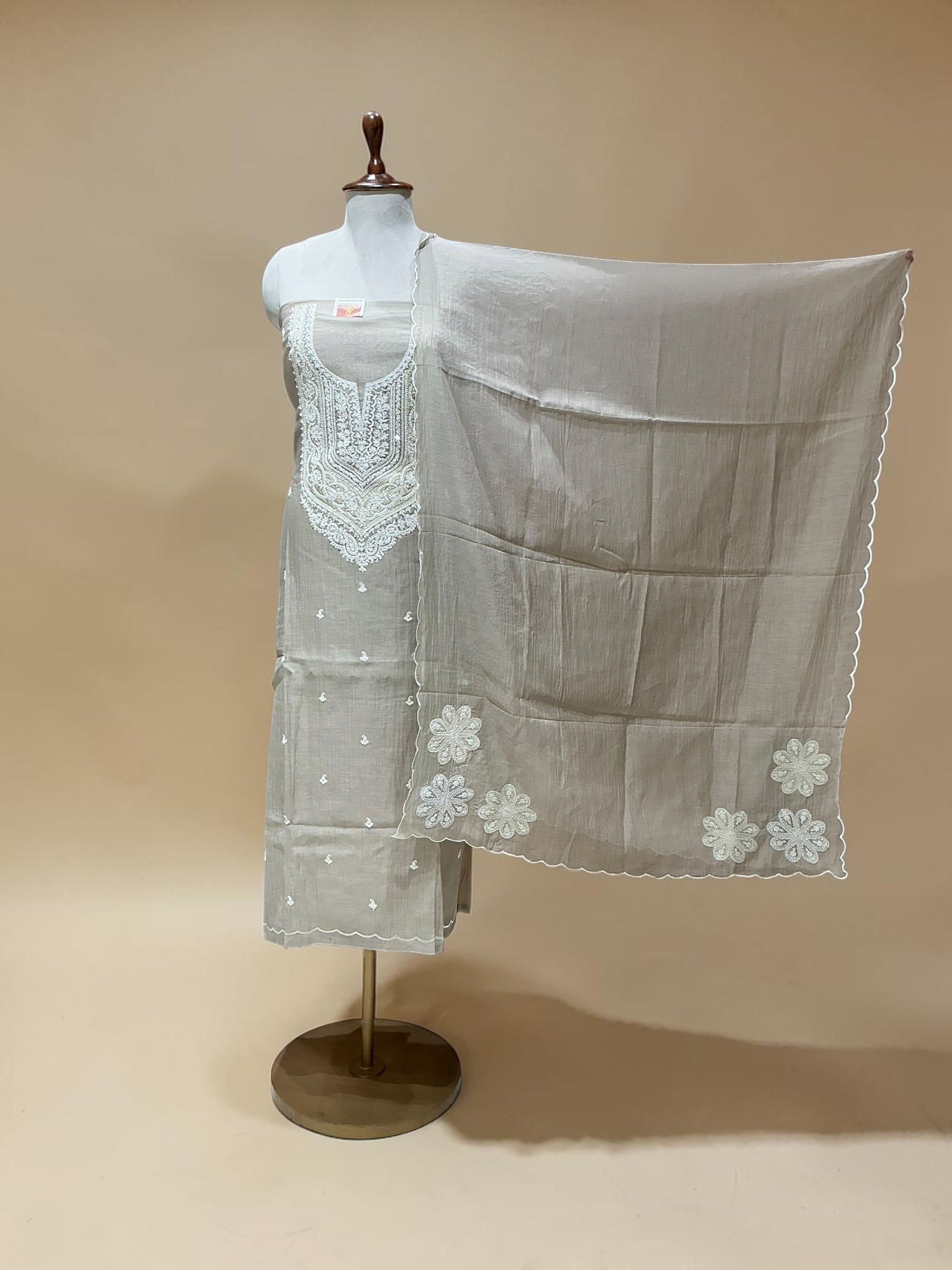 MUL CHANDERI WITH THREAD EMBROIDERY SUIT