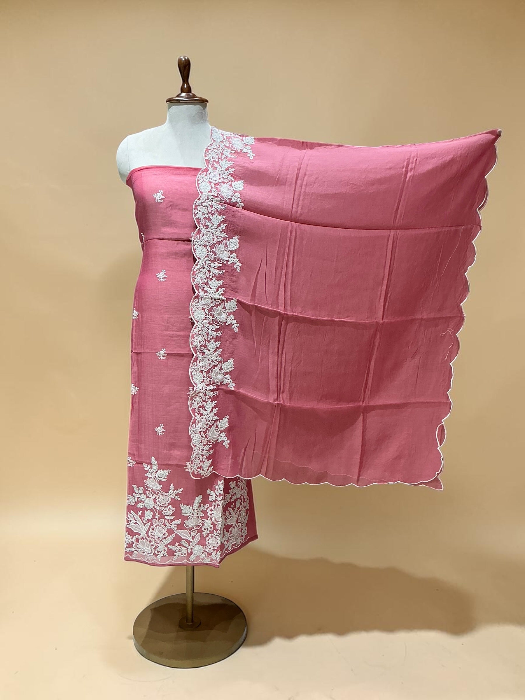 Un-Stich Suit - Gajari