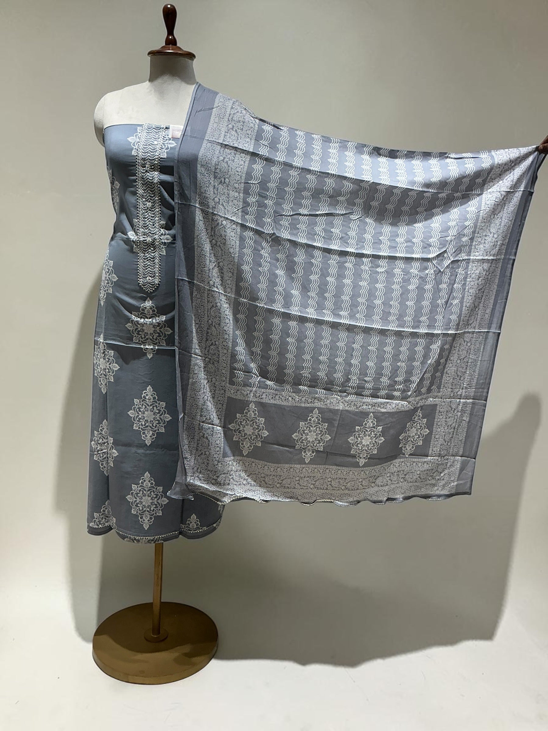 Unstitch Suit - Greyy