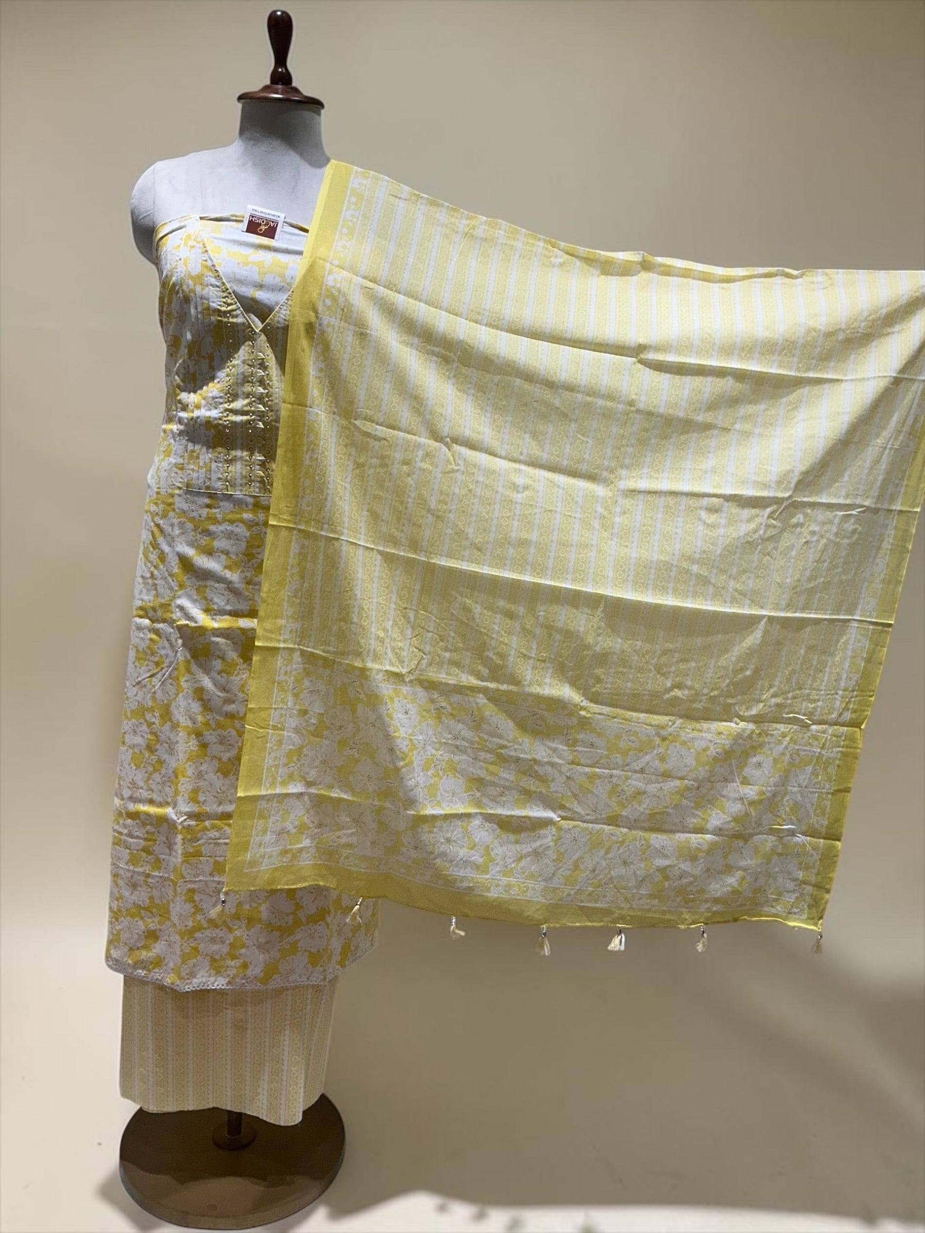 Unstitch Suit - Yellow1