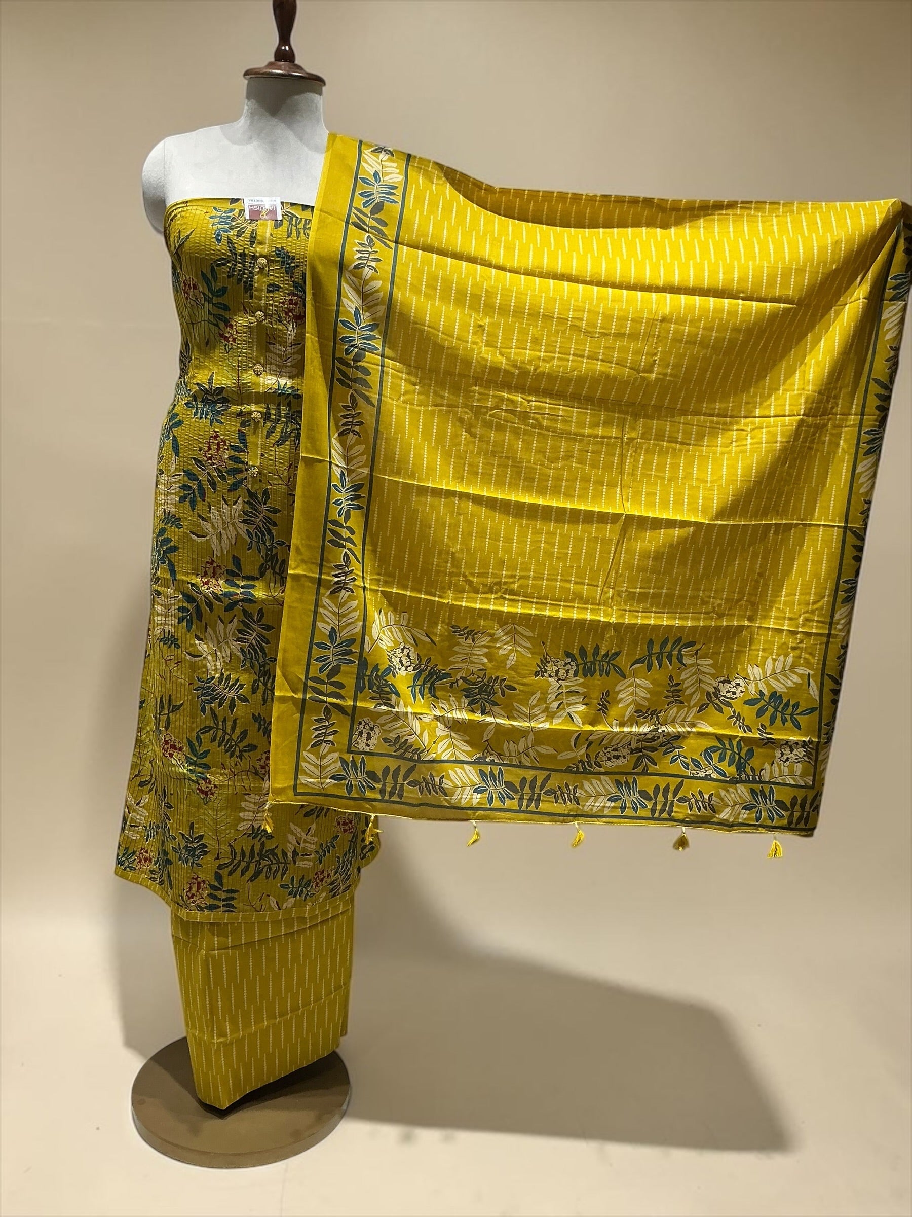 Unstitch Suit - Yellow1