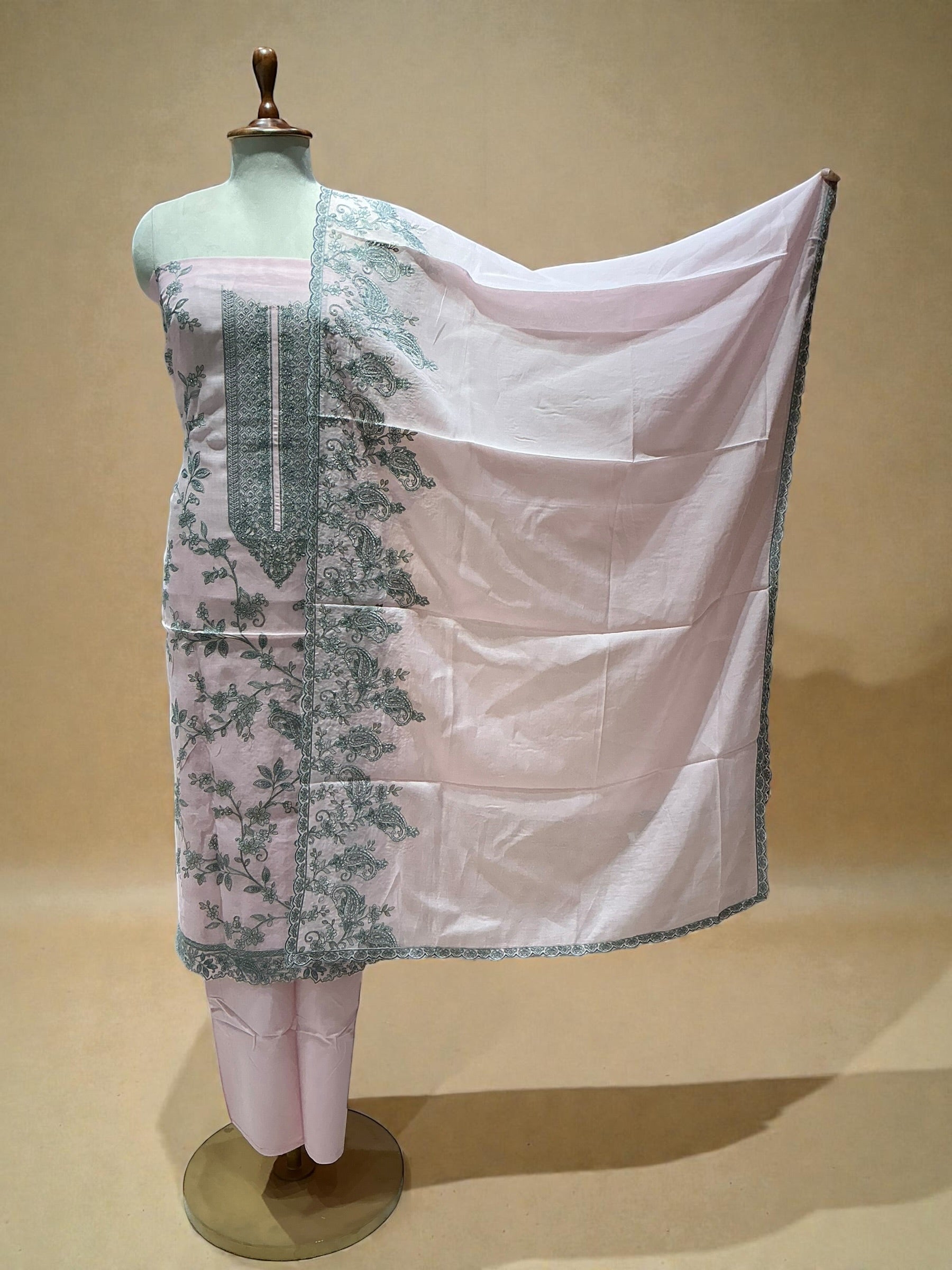 MUL CHANDERI SUIT WITH THREAD EMBORIDERY