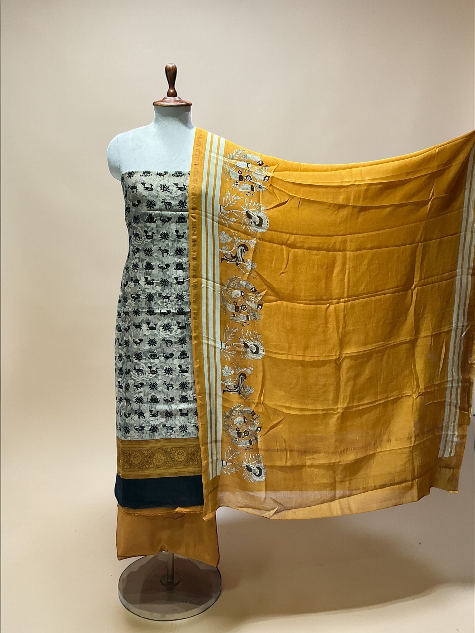 MAHESHWARI SILK SUIT WITH BEAUTIFUL PRINT