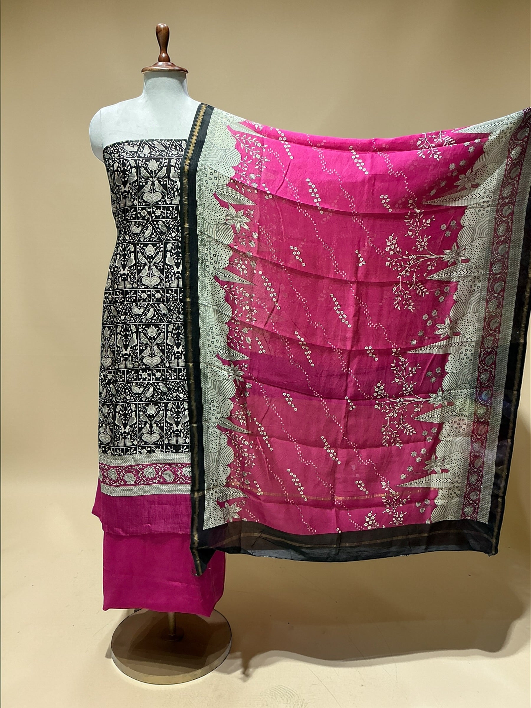 MAHESHWARI SILK SUIT IN BEAUTIFUL PRINT