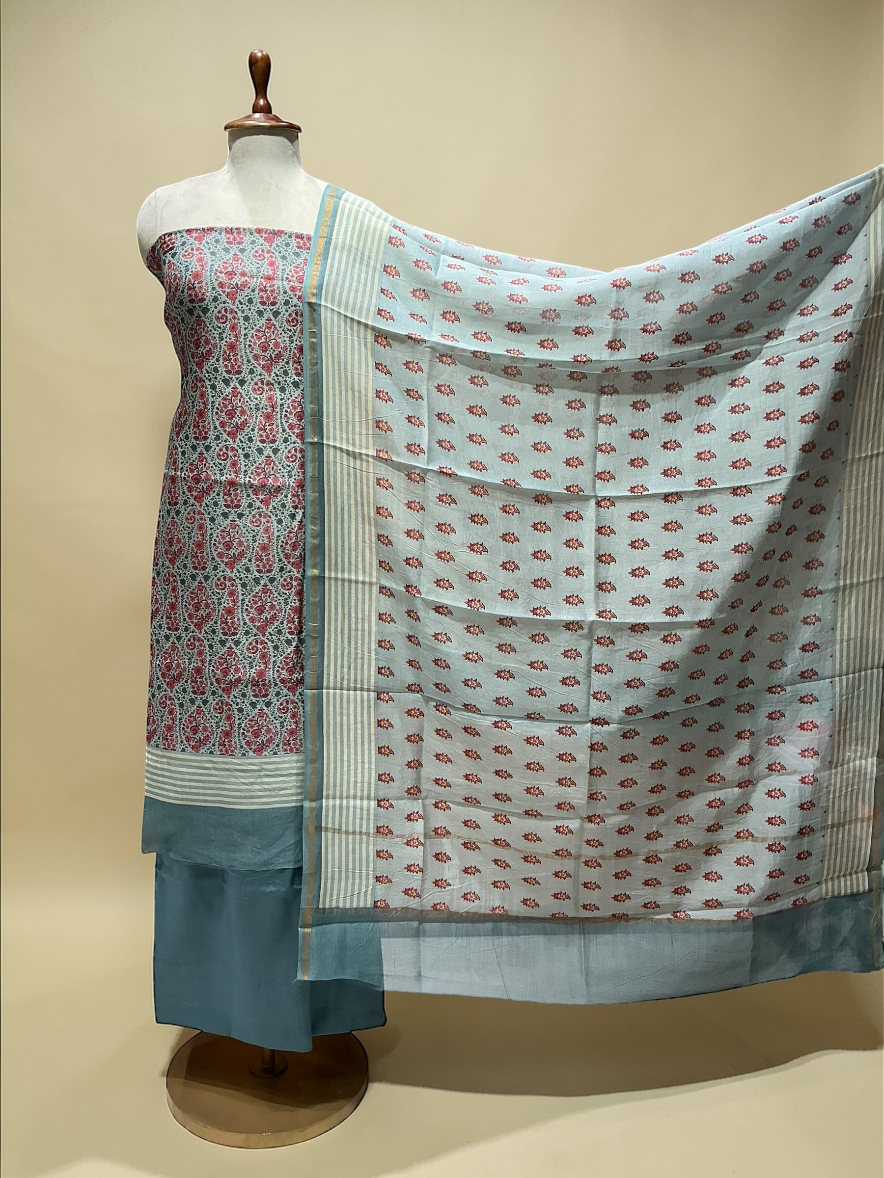 MAHESHWARI SILK SUIT IN BEAUTIFUL PRINTS