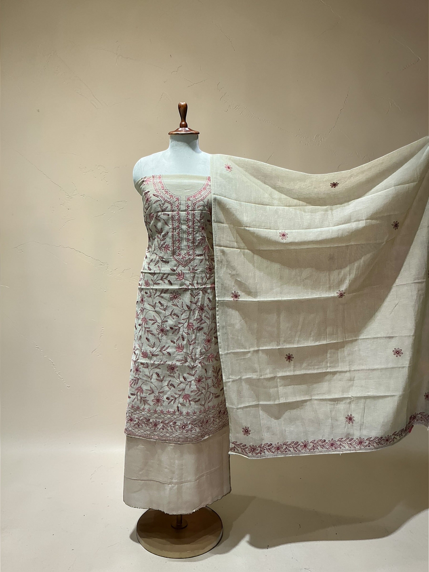 SOFT CHANDERI TISSUE WITH KANTHA WORK