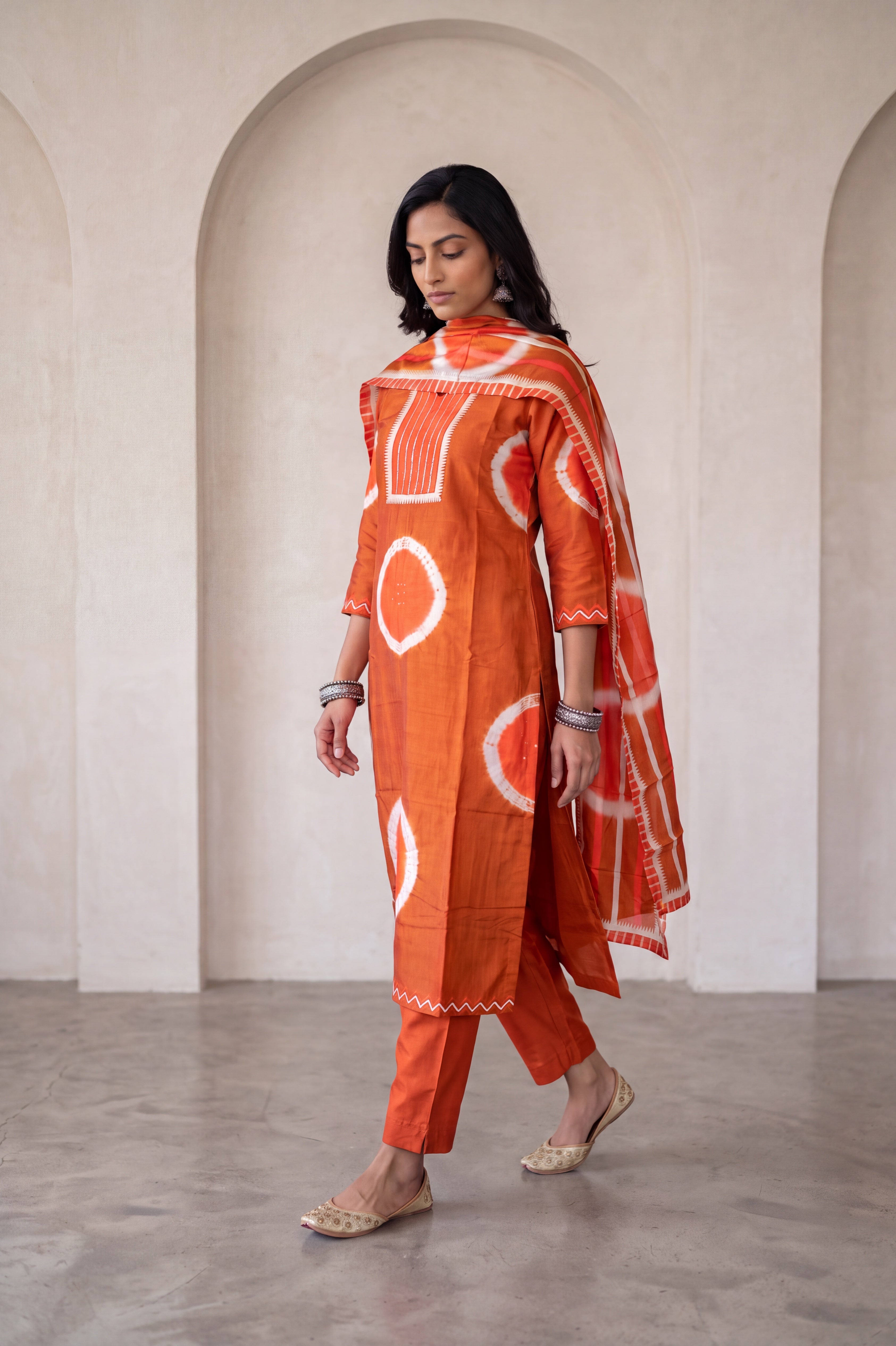 SATIN SILK (UNSTITCHED SUIT)