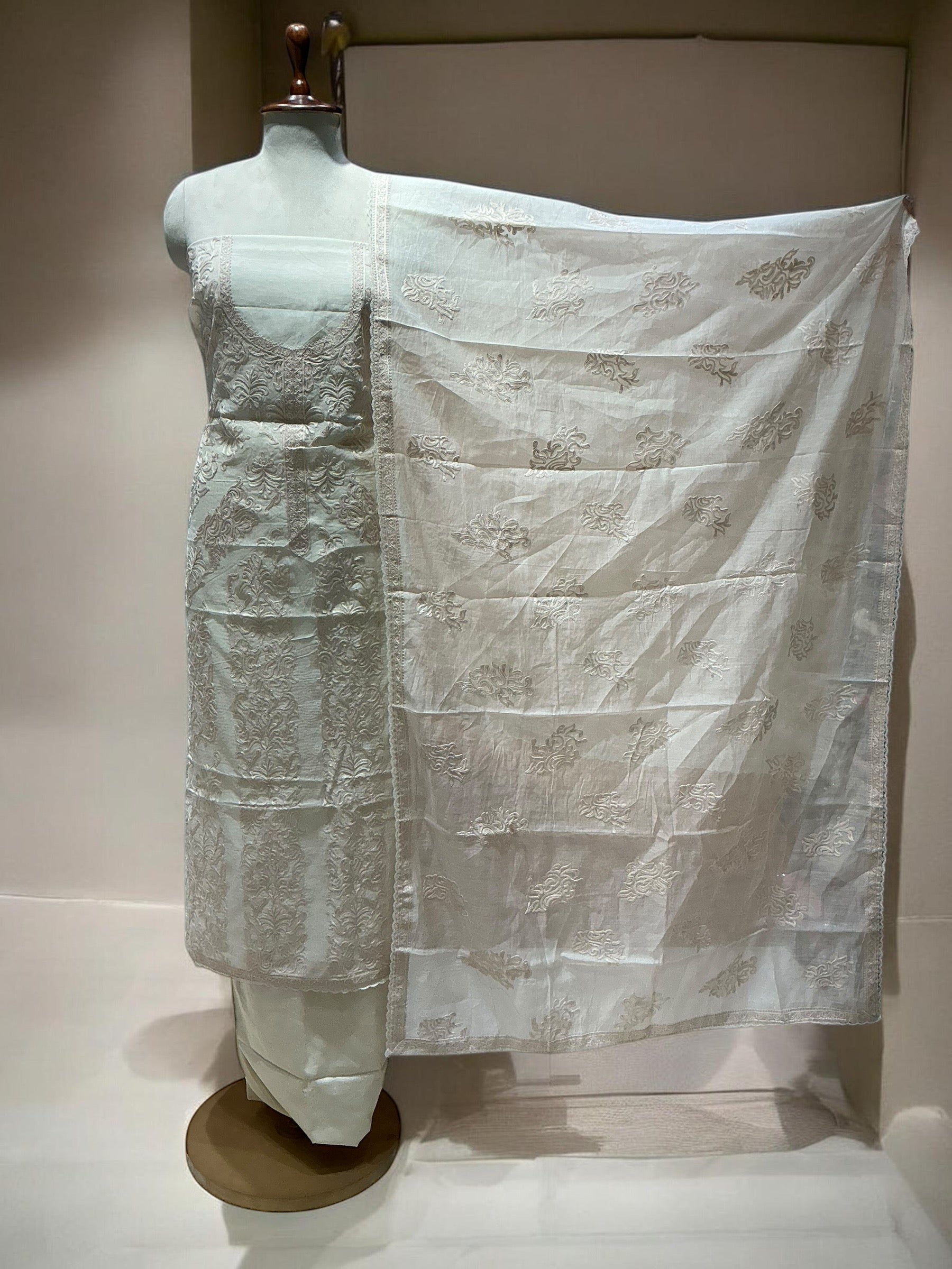 MUL CHANDERI SUIT WITH THREADWORK