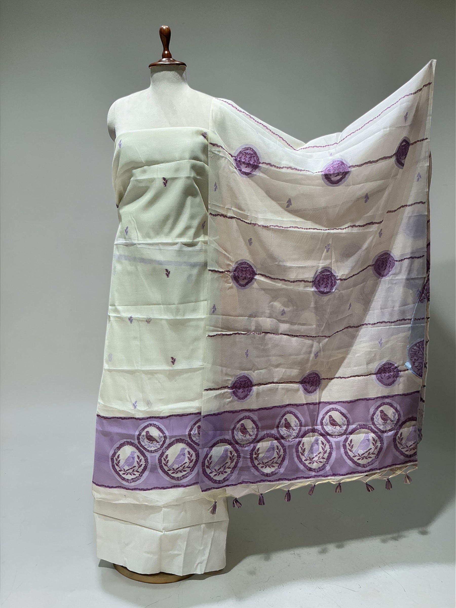 JAMDANI SUIT WITH BIRDS BORDER