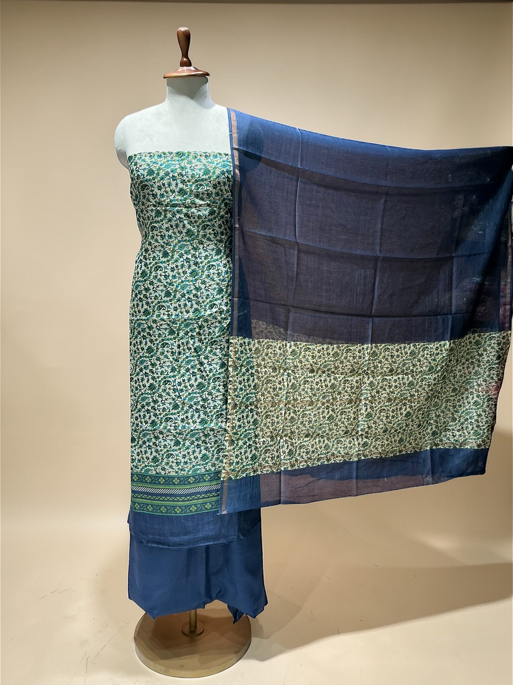 MAHESHWARI SILK SUIT IN KAANI PRINT