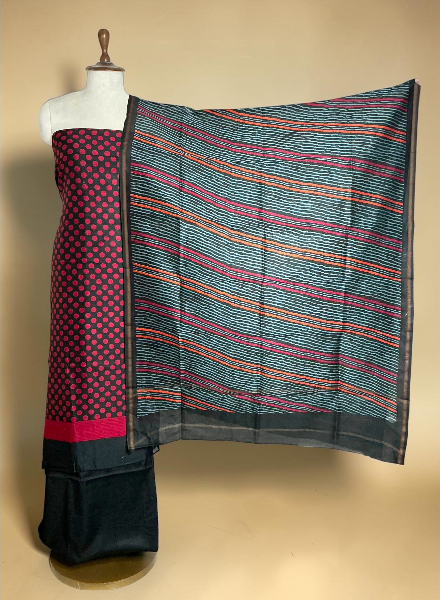 MAHESHWARI SILK UNSTITCHED SUIT (POLKA DOTS SUITS WITH LEHRIYA DUPATTA)