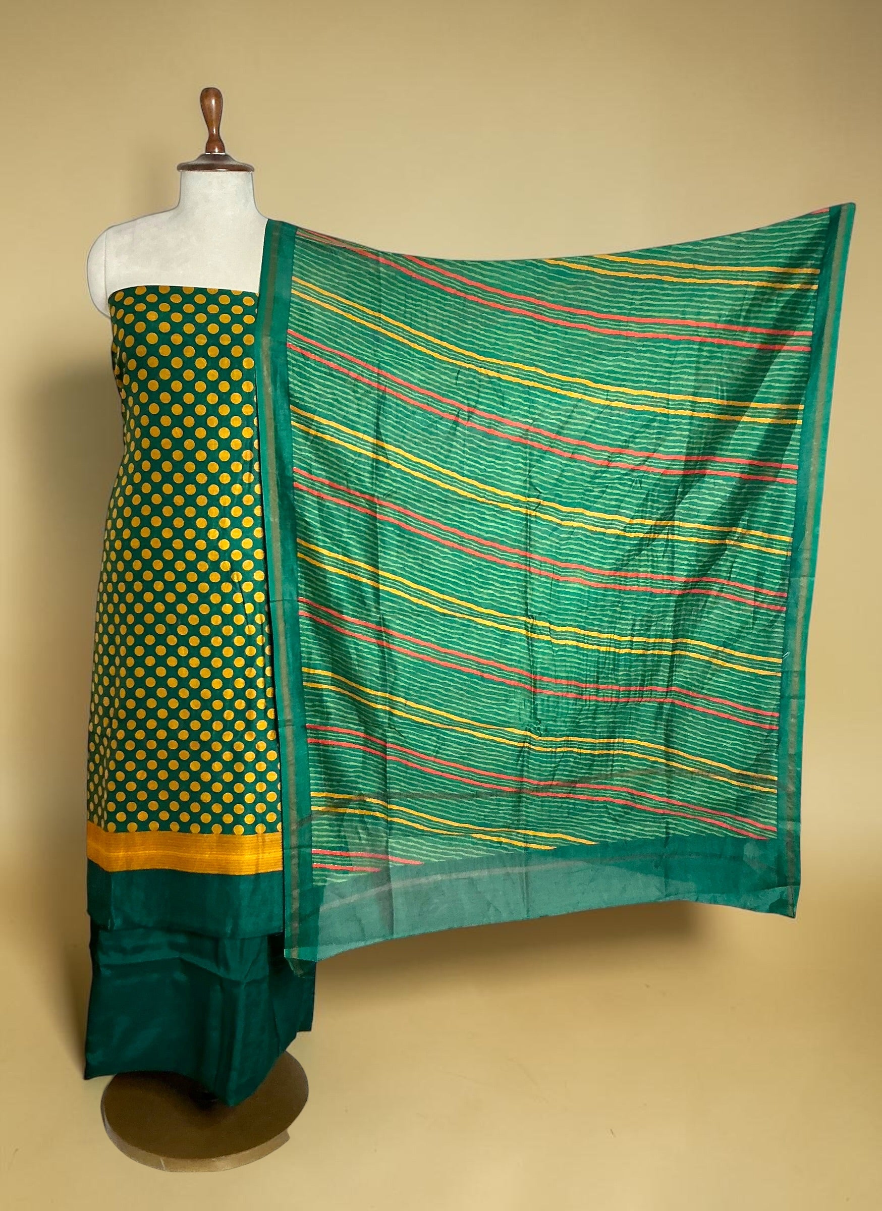 MAHESHWARI SILK UNSTITCHED SUIT (POLKA DOTS SUITS WITH LEHRIYA DUPATTA)