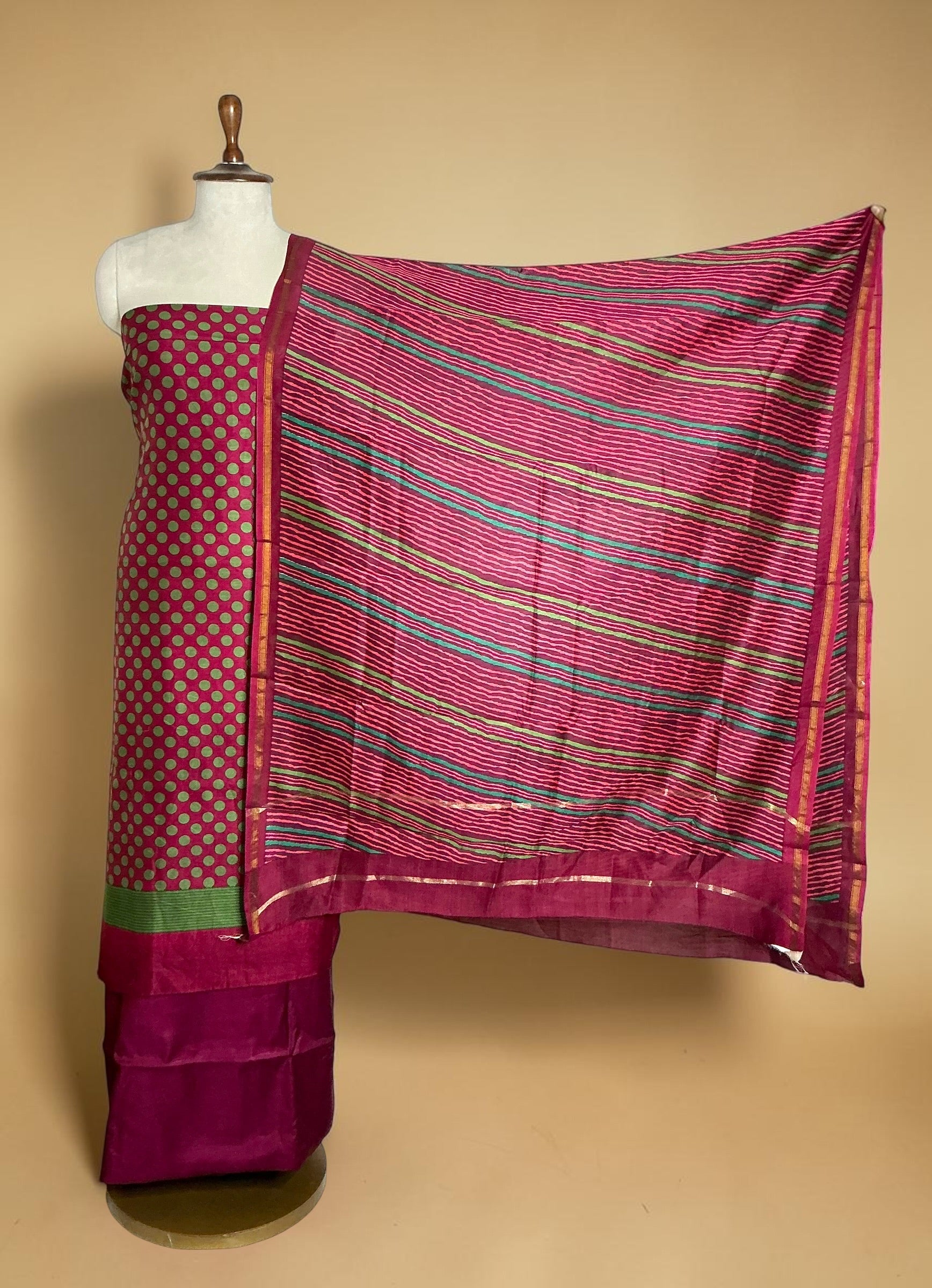 MAHESHWARI SILK UNSTITCHED SUIT (POLKA DOTS SUITS WITH LEHRIYA DUPATTA)