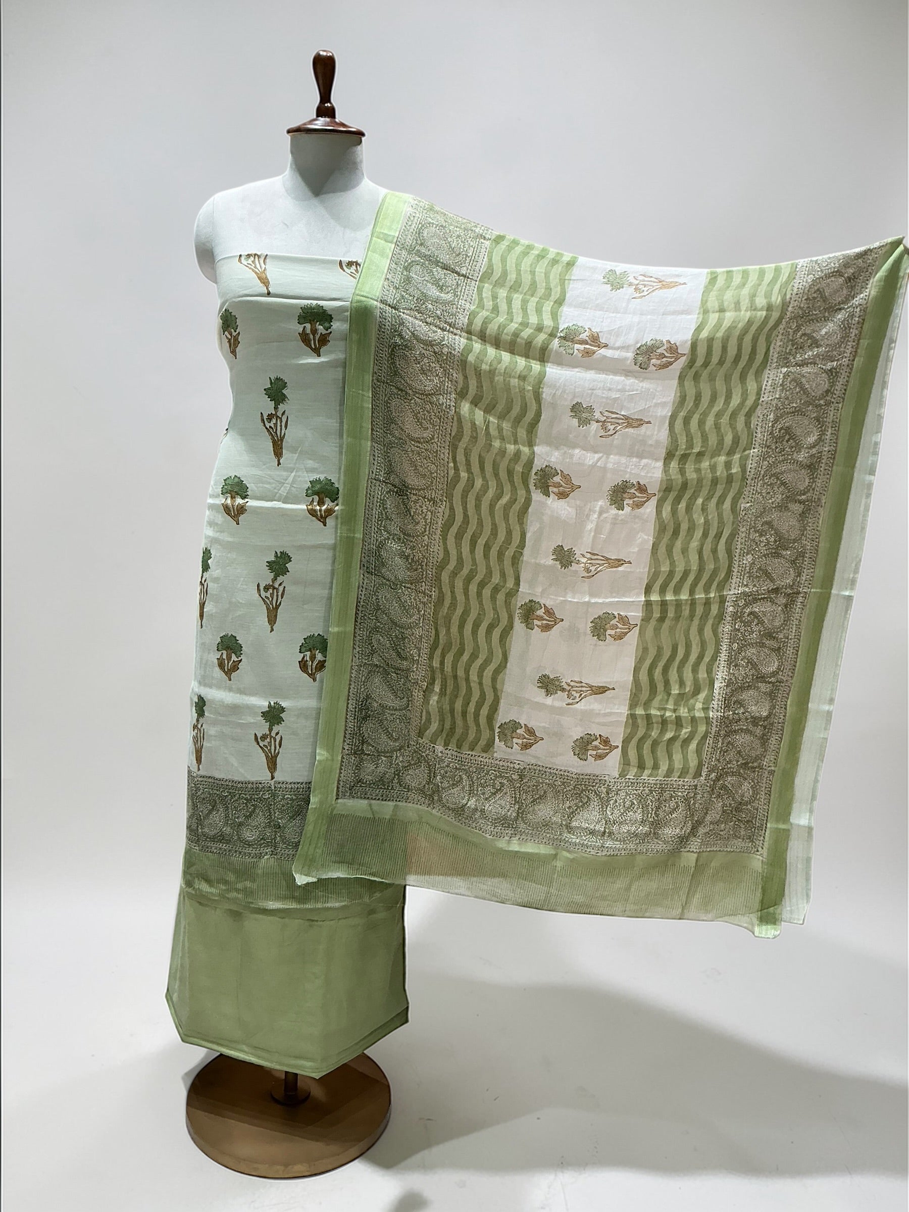 Mul Chanderi Suit in Beautiful Prints