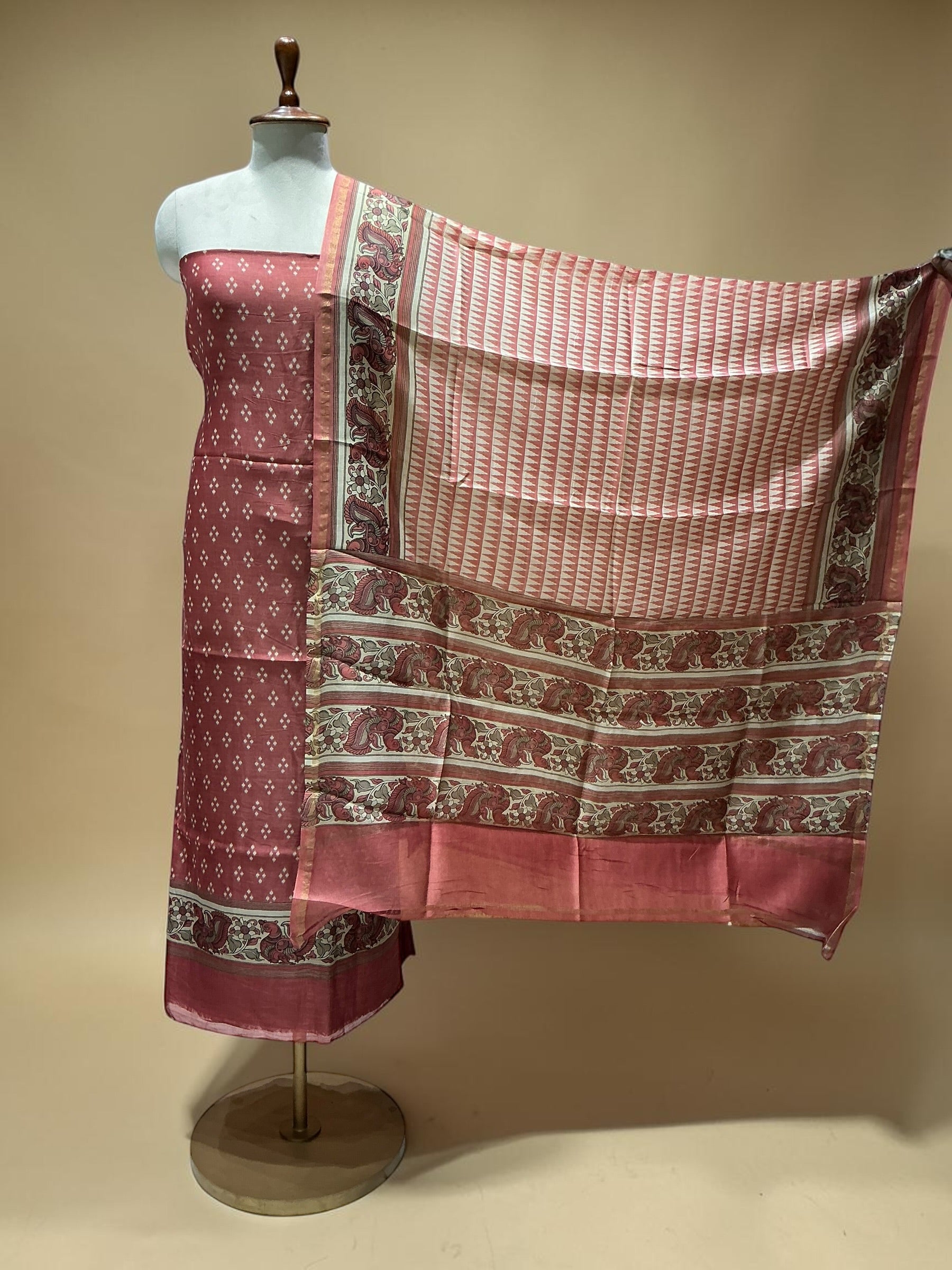 MAHESHWARI SILK SUIT