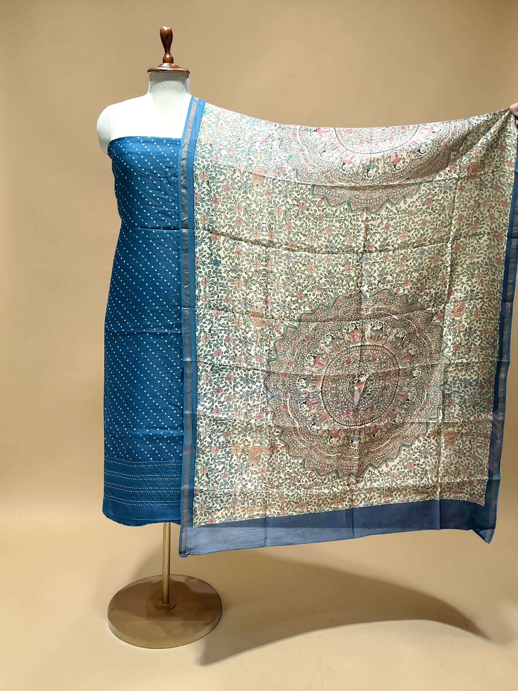 MAHESHWARI SILK SUIT IN KANTHA WORK