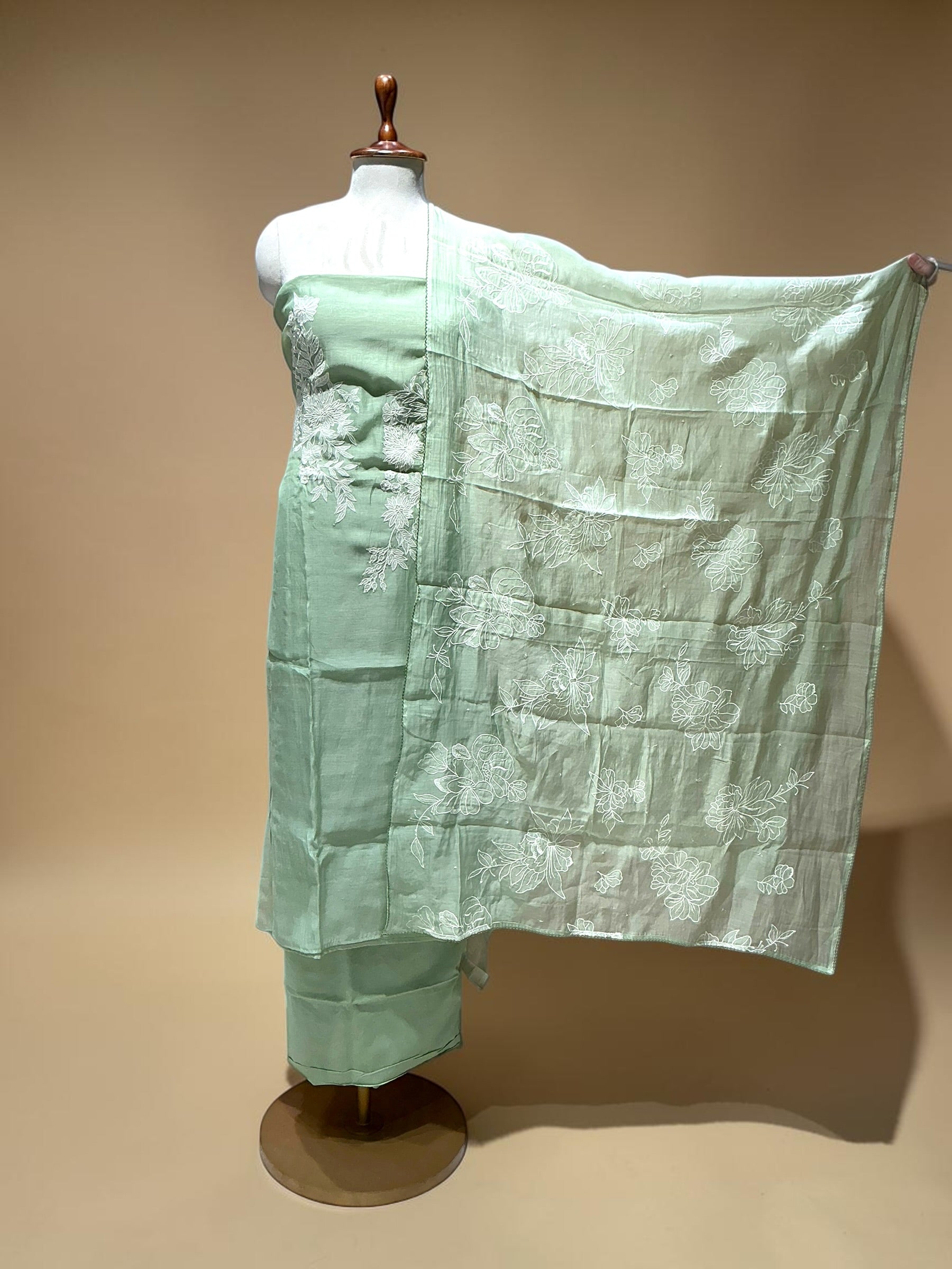 MUL CHANDERI SUIT WITH APPLIQUE WORK