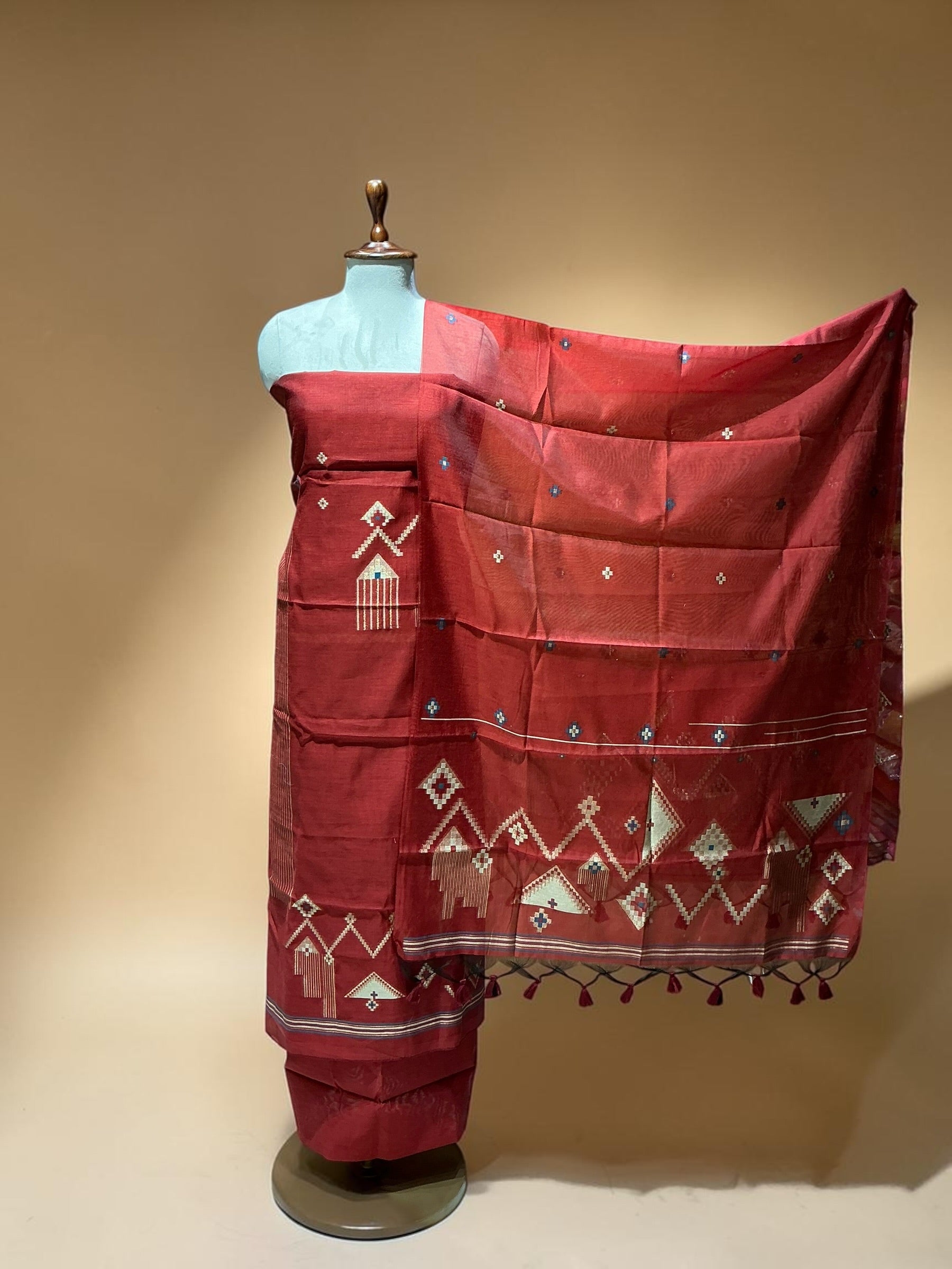 JAMDANI UNSTITCHED SUIT