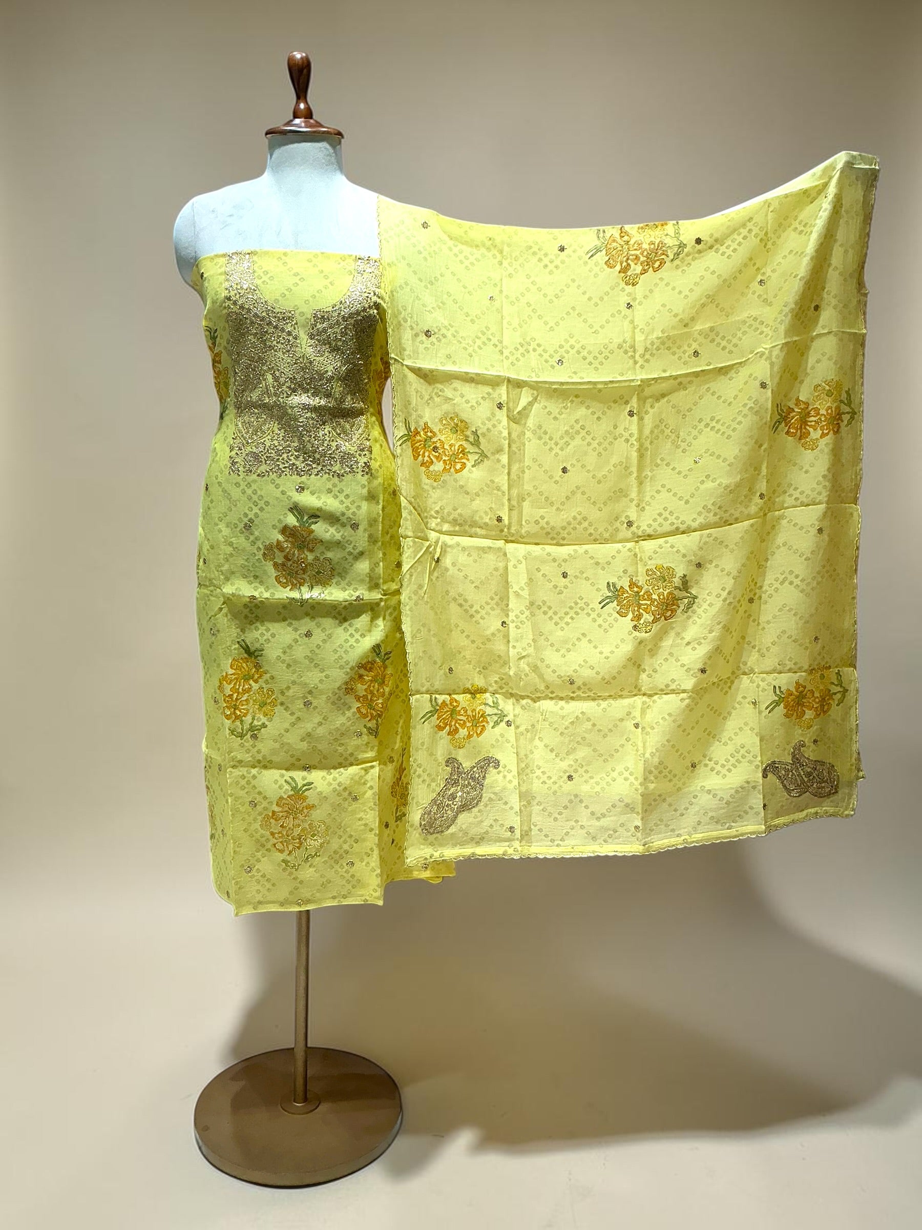 MUL CHANDERI SUIT WITH TILLA WORK