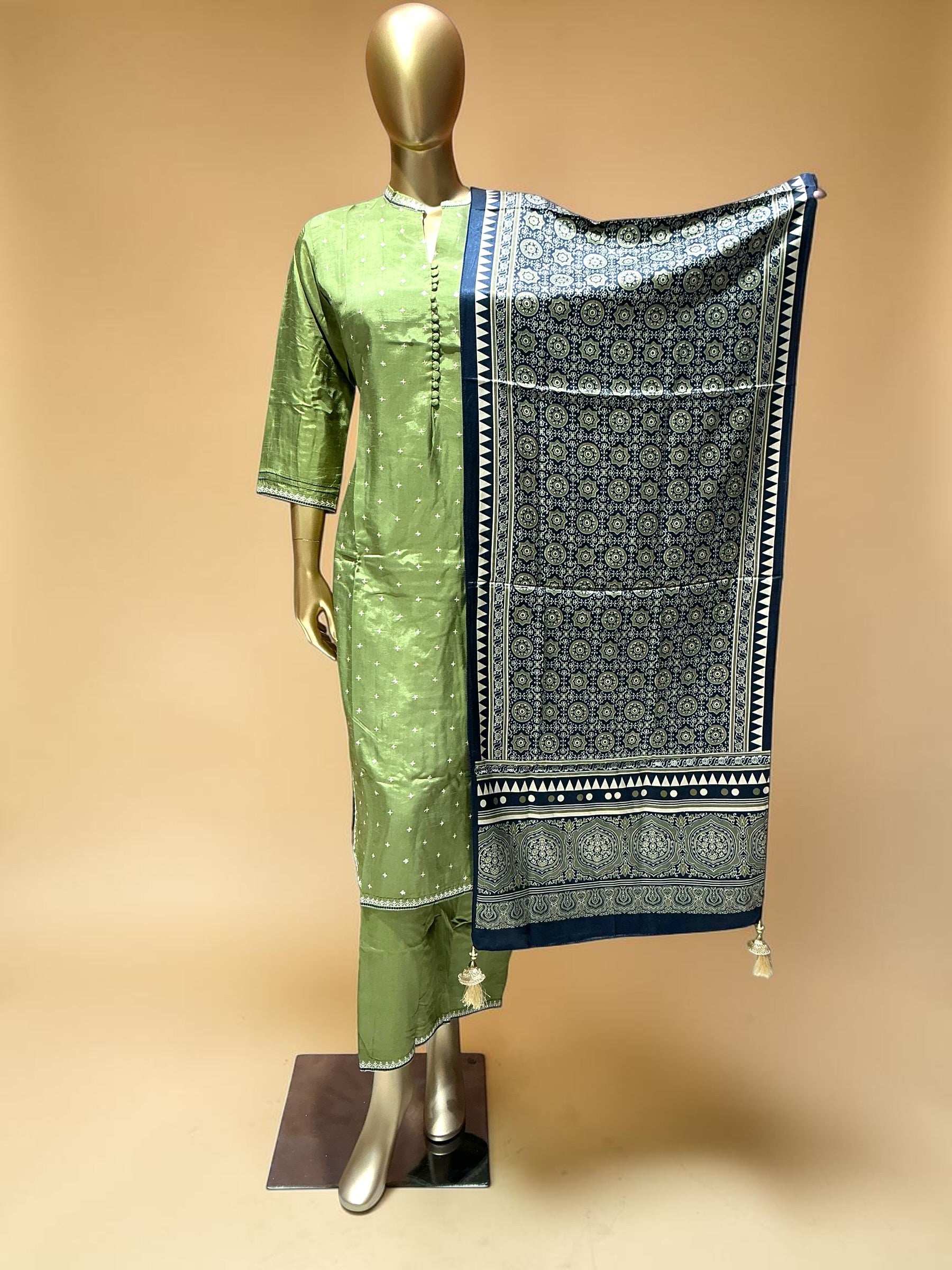 COTTON SILK EMBROIDERED KURTA SET