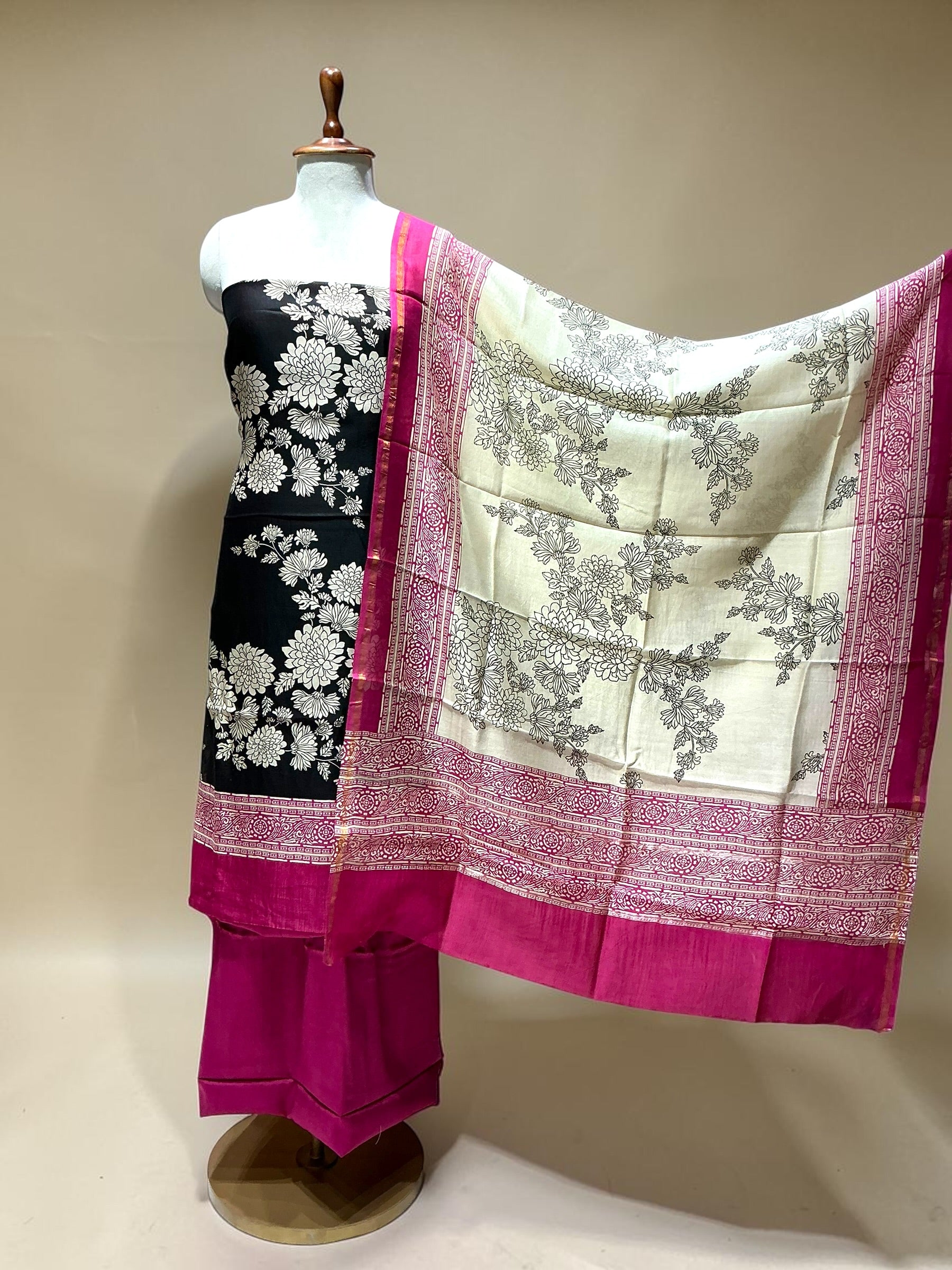 MAHESHWARI SILK SUIT WITH BEAUTIFUL DUPATTA
