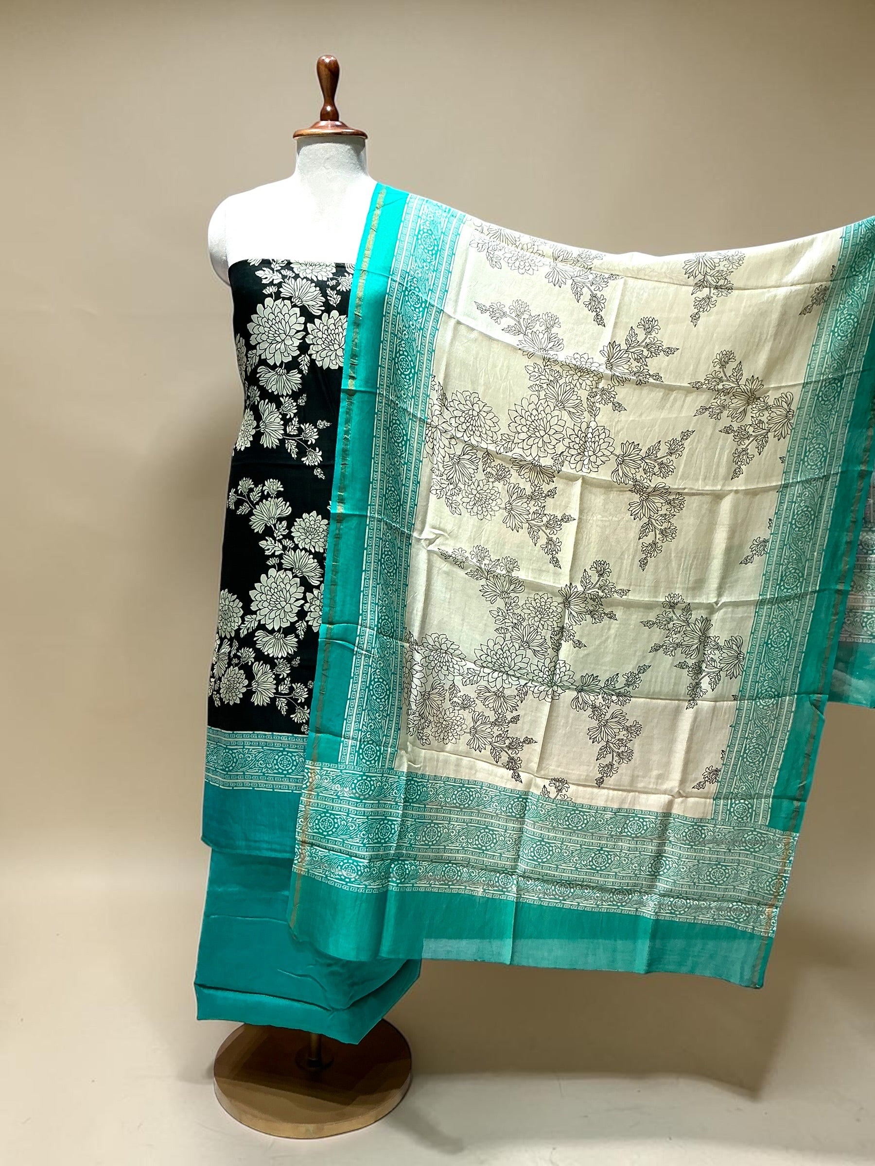 MAHESHWARI SILK SUIT WITH BEAUTIFUL DUPATTA