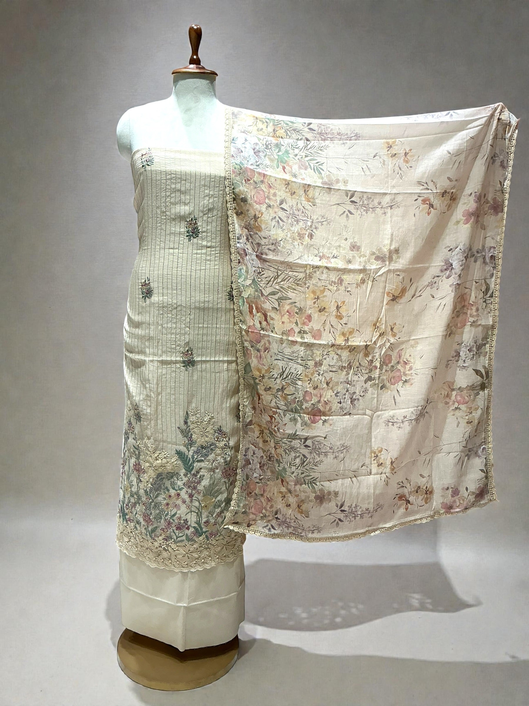 MAHEEN MUL EMBROIDERED SUIT
