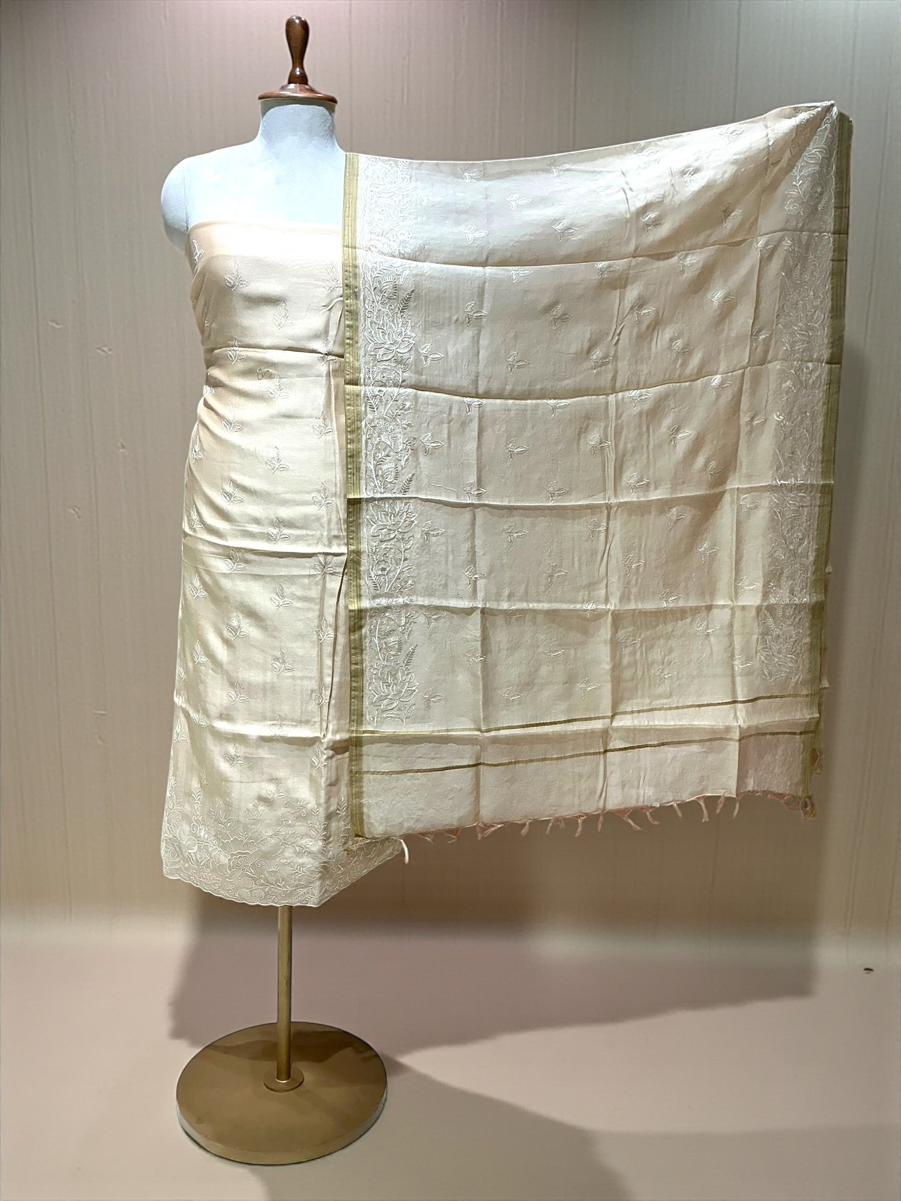 Un-Stich Suit - BEIGE