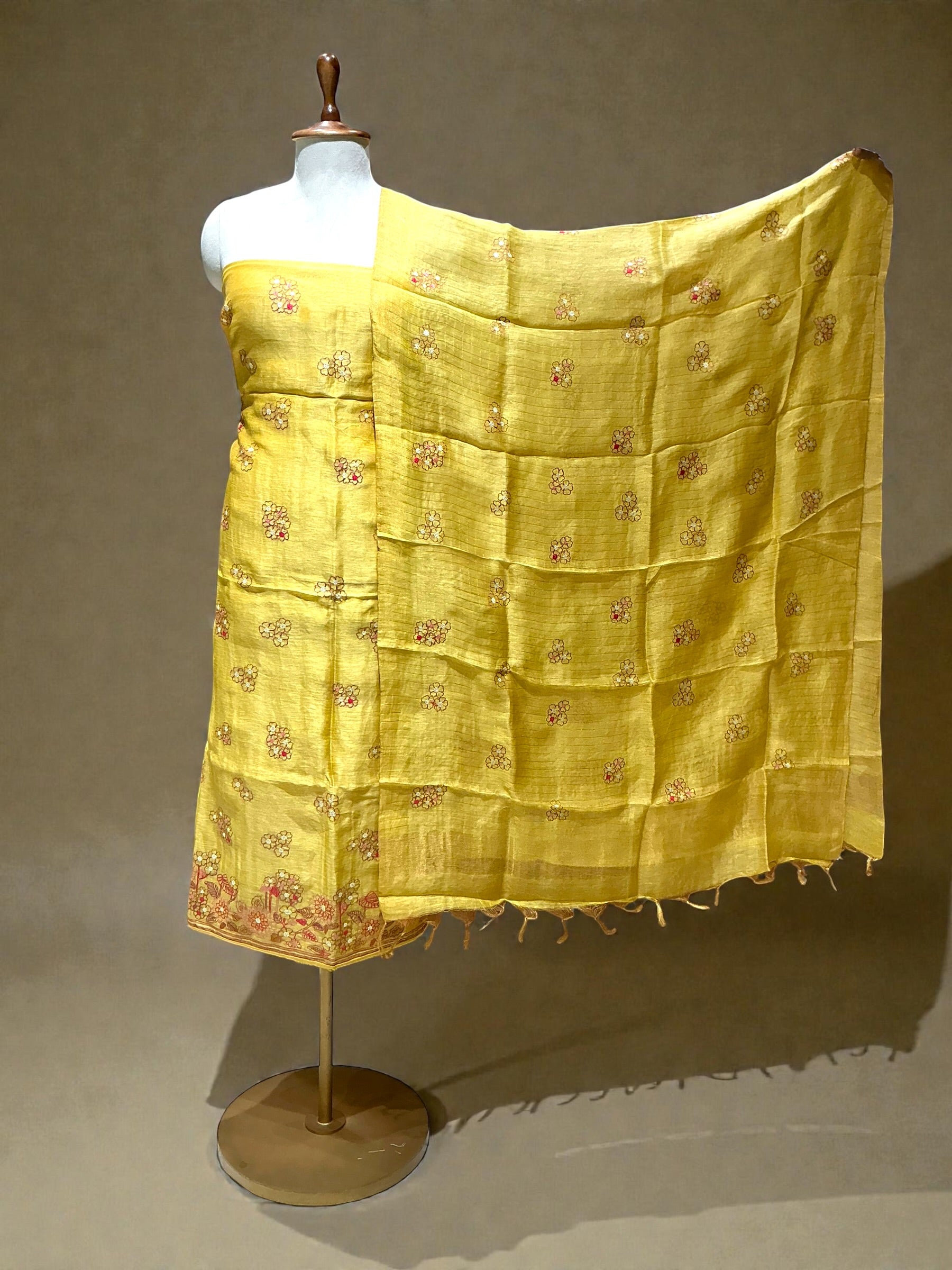 Un-Stich Suit - Yellow1