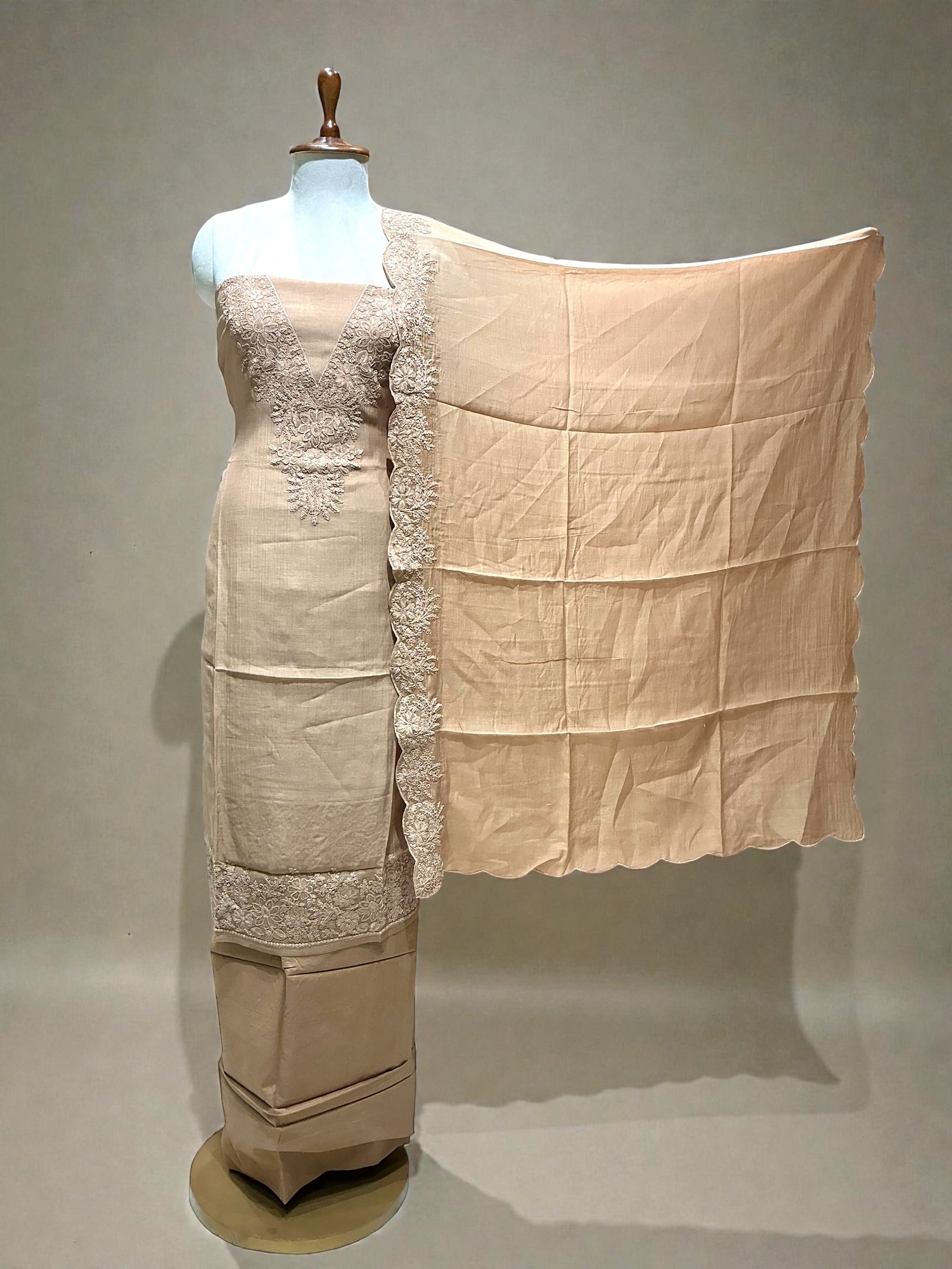 Un-Stich Suit - Lightbrown