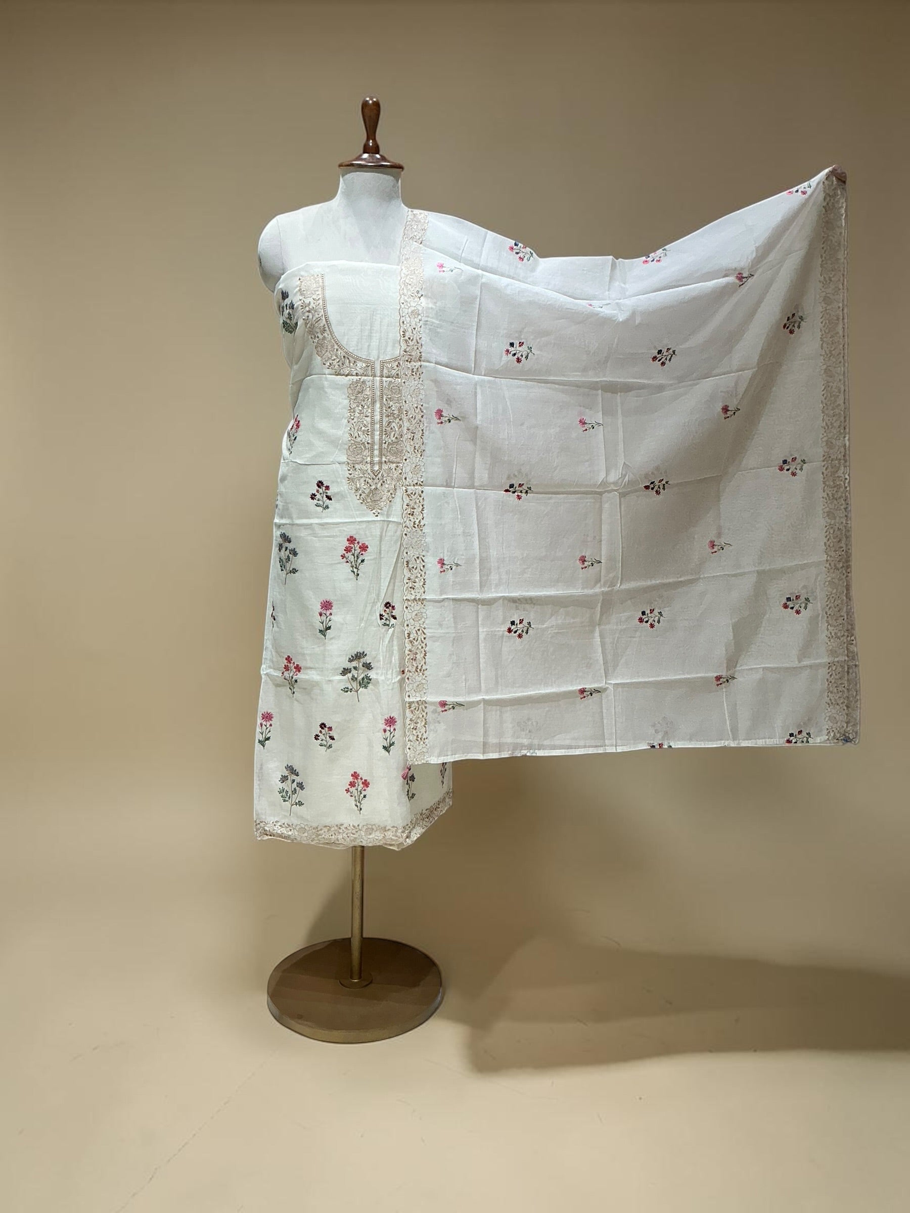 Un-Stich Suit - Offwhite