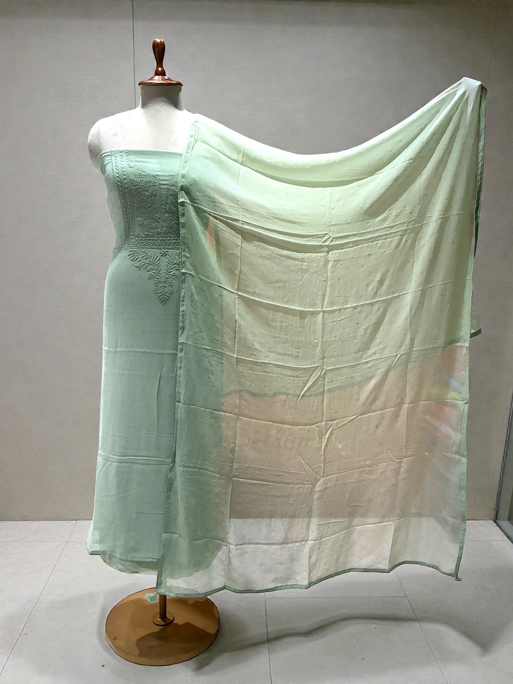 GEORGETTE SUIT WITH CHIKANKARI