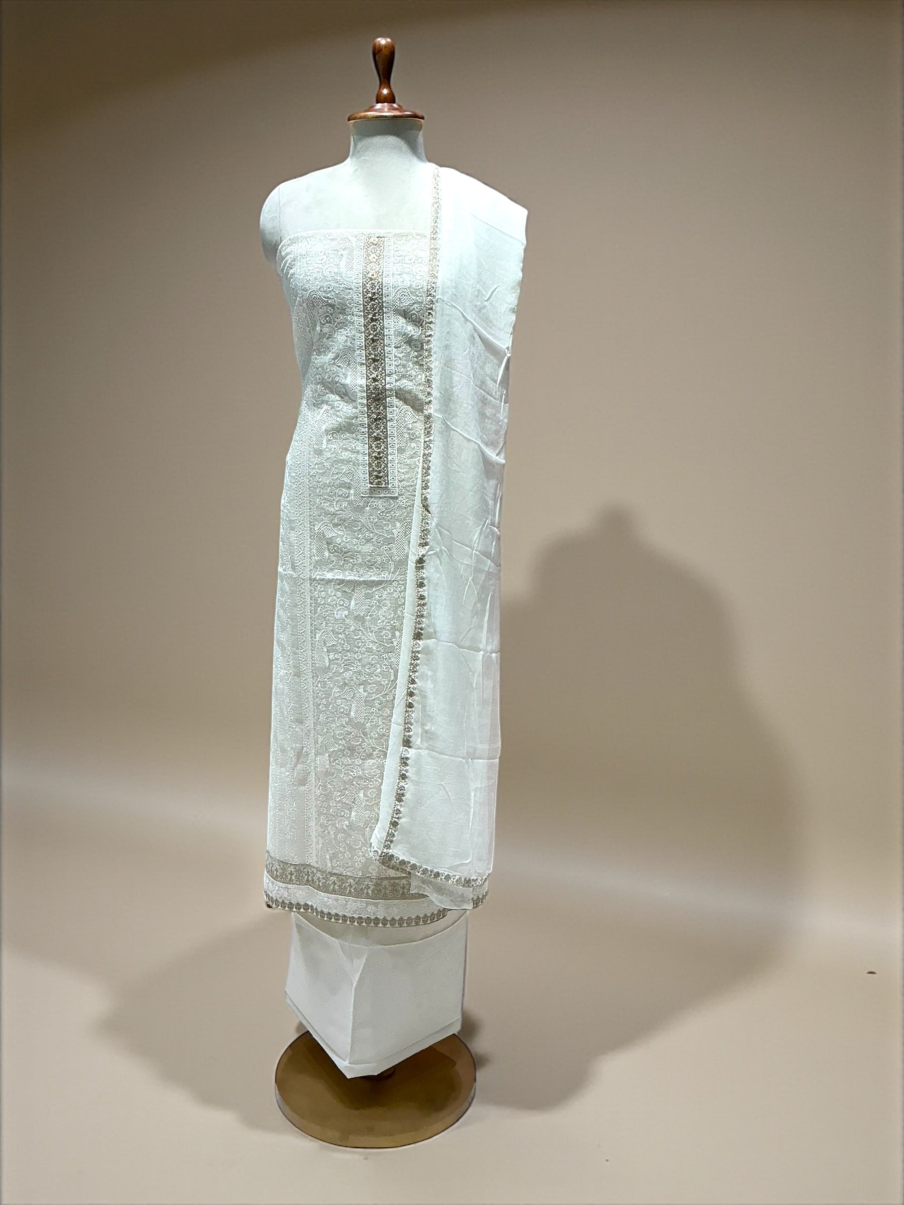 KOTA DORIA CHIKANKARI SUIT