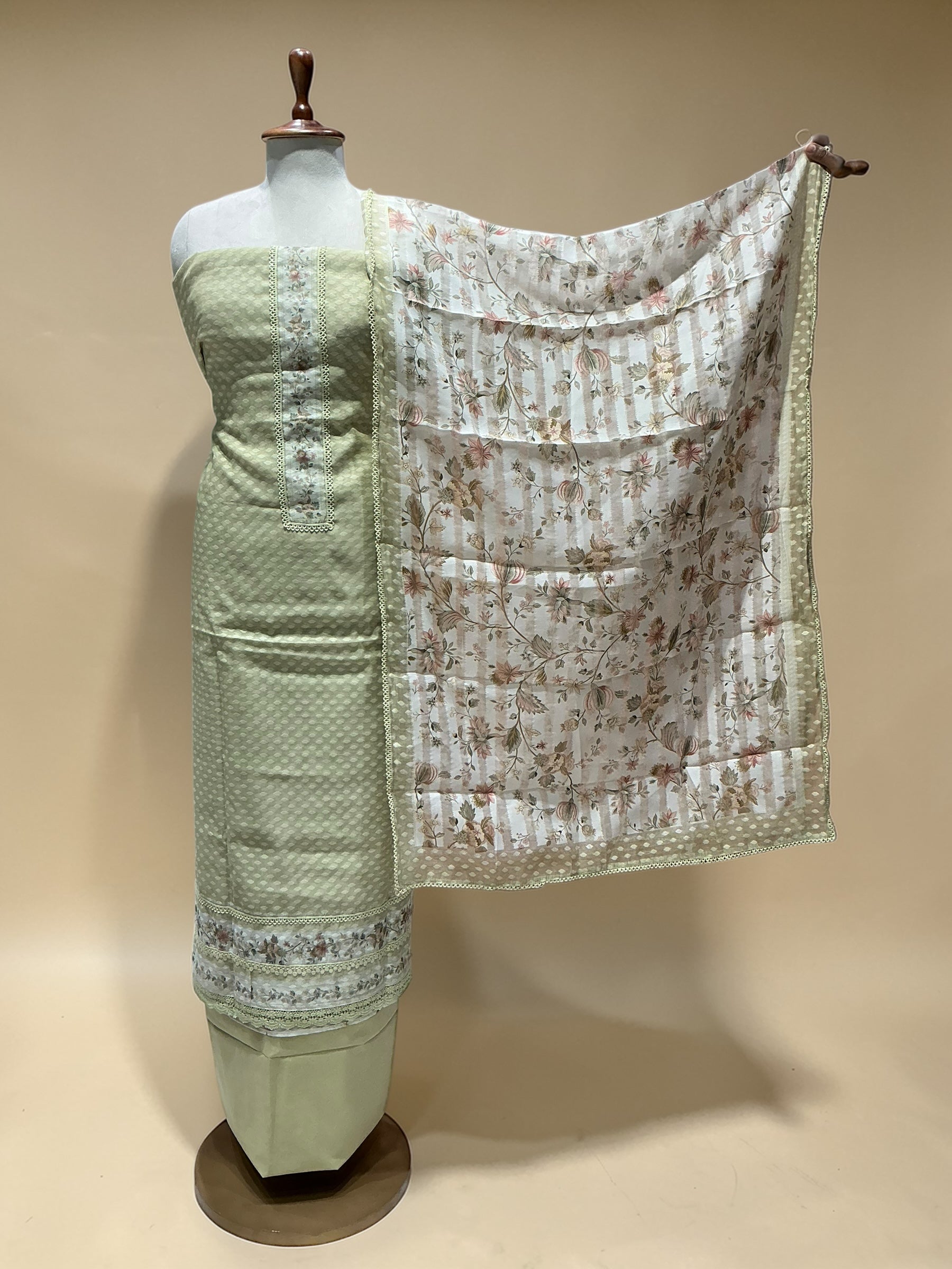 MUL JACQUARDSUIT IN DIGITAL PRINTS